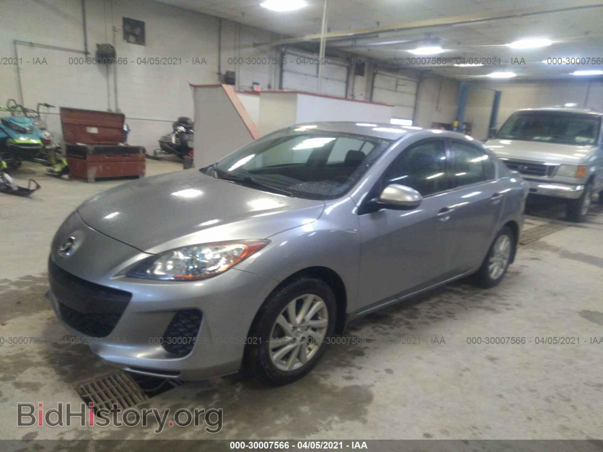 2012 MAZDA MAZDA3 - VIN: JM1BL1V74C1628234 - Фото 2