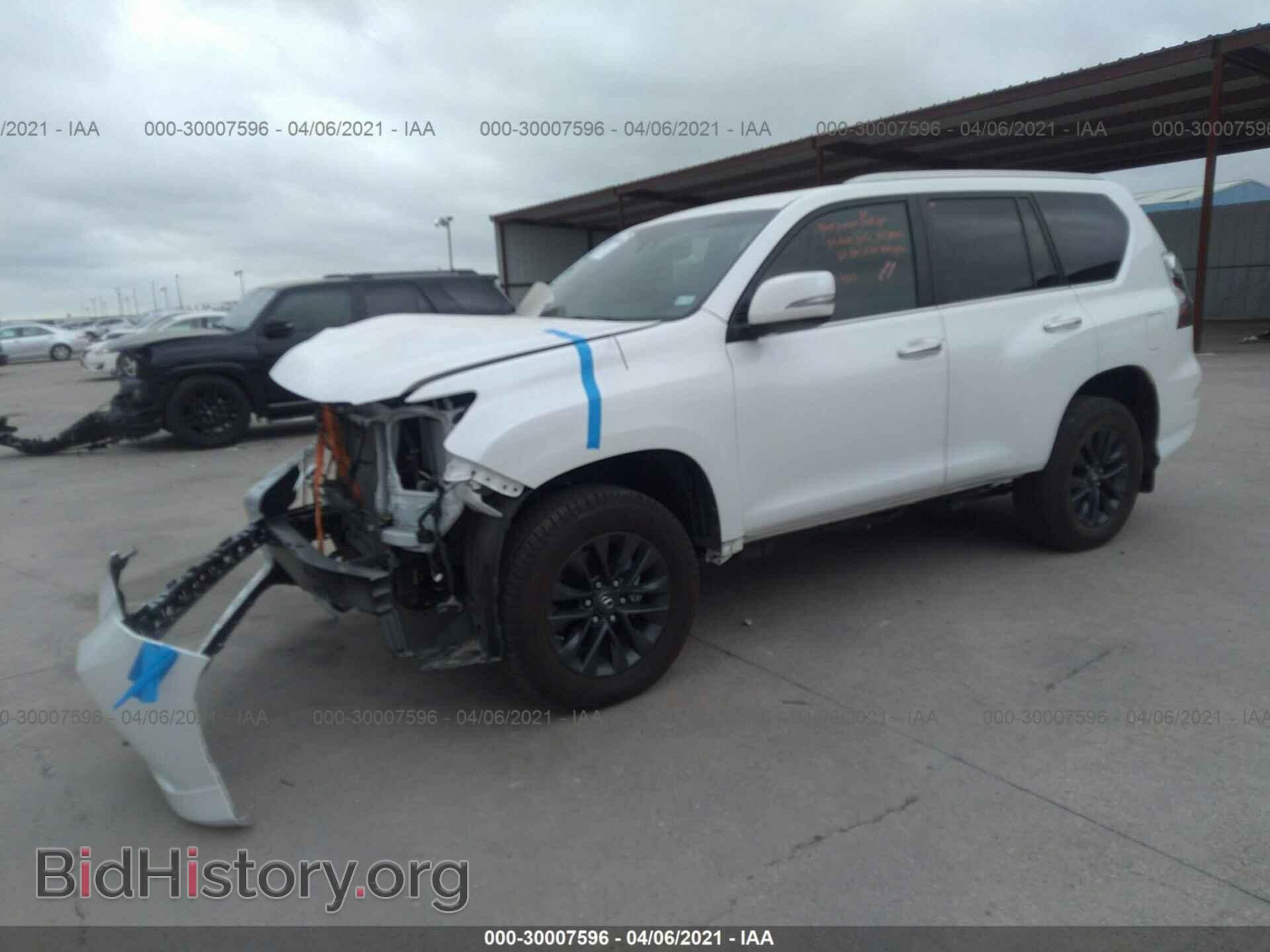 2020 LEXUS GX - VIN: JTJAM7BXXL5259384 - Фото 2