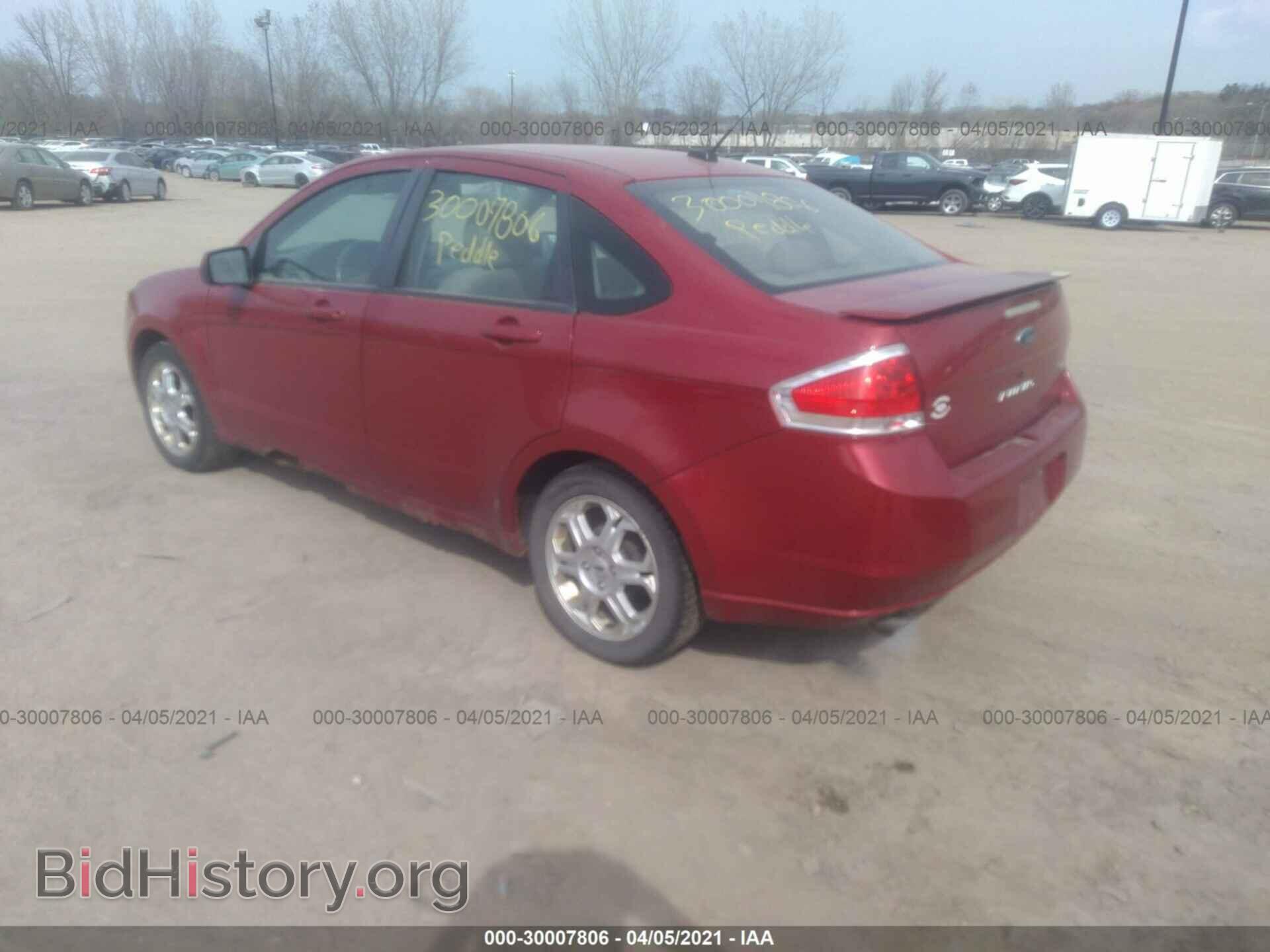 2009 FORD FOCUS - VIN: 1FAHP36N19W253055 - Фото 3