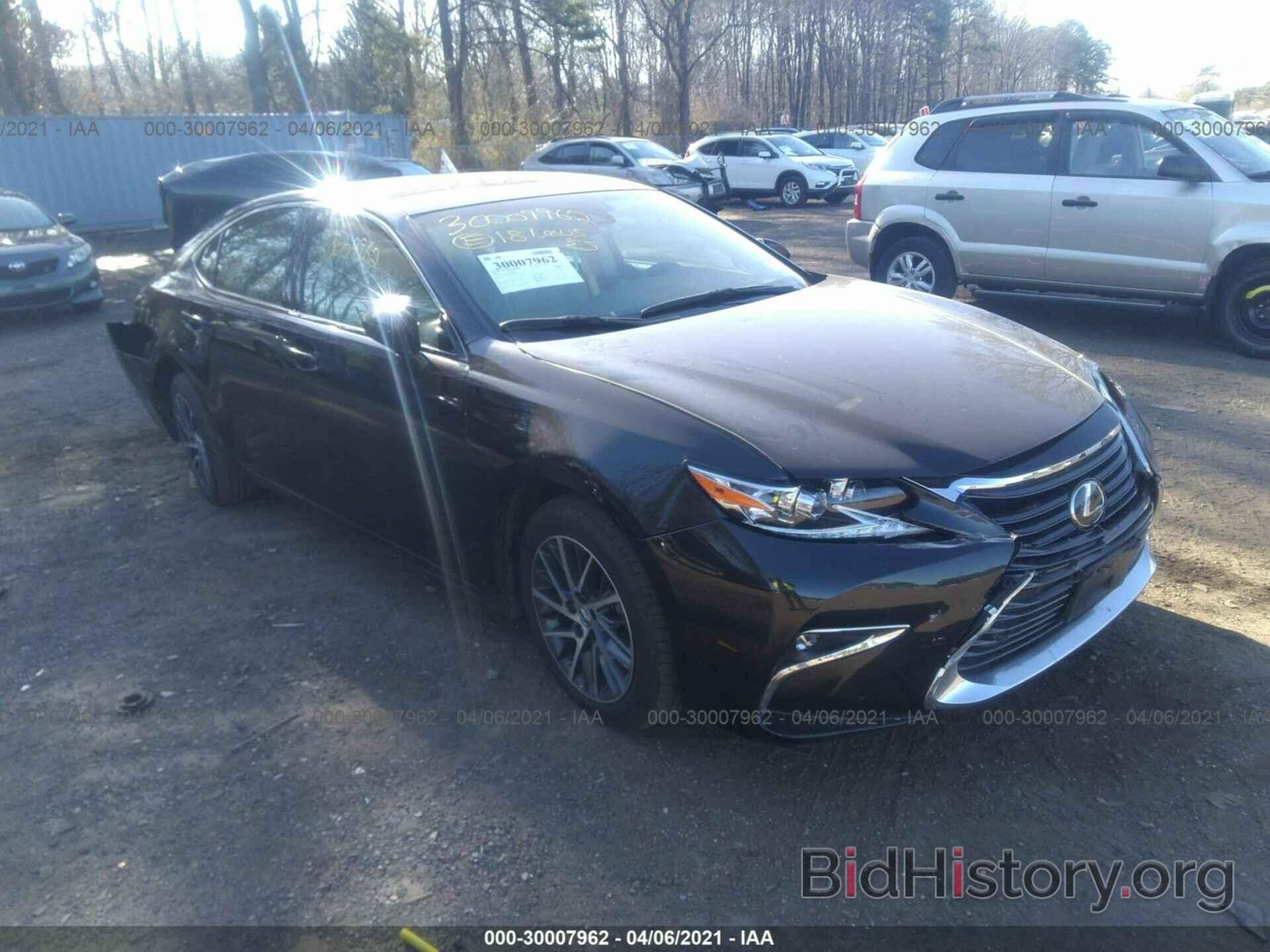 Photo 58ABK1GG5JU085332 - LEXUS ES 2018