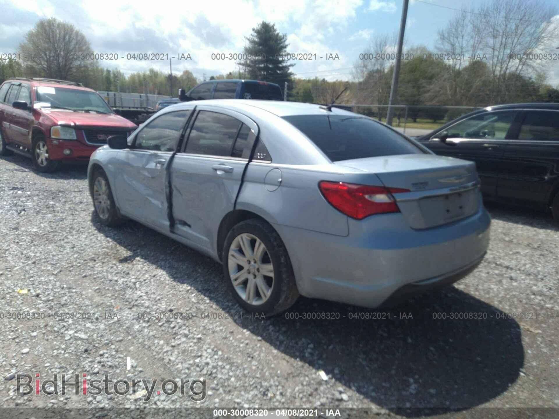 2013 CHRYSLER 200 - VIN: 1C3CCBBB2DN543748 - Photo 3