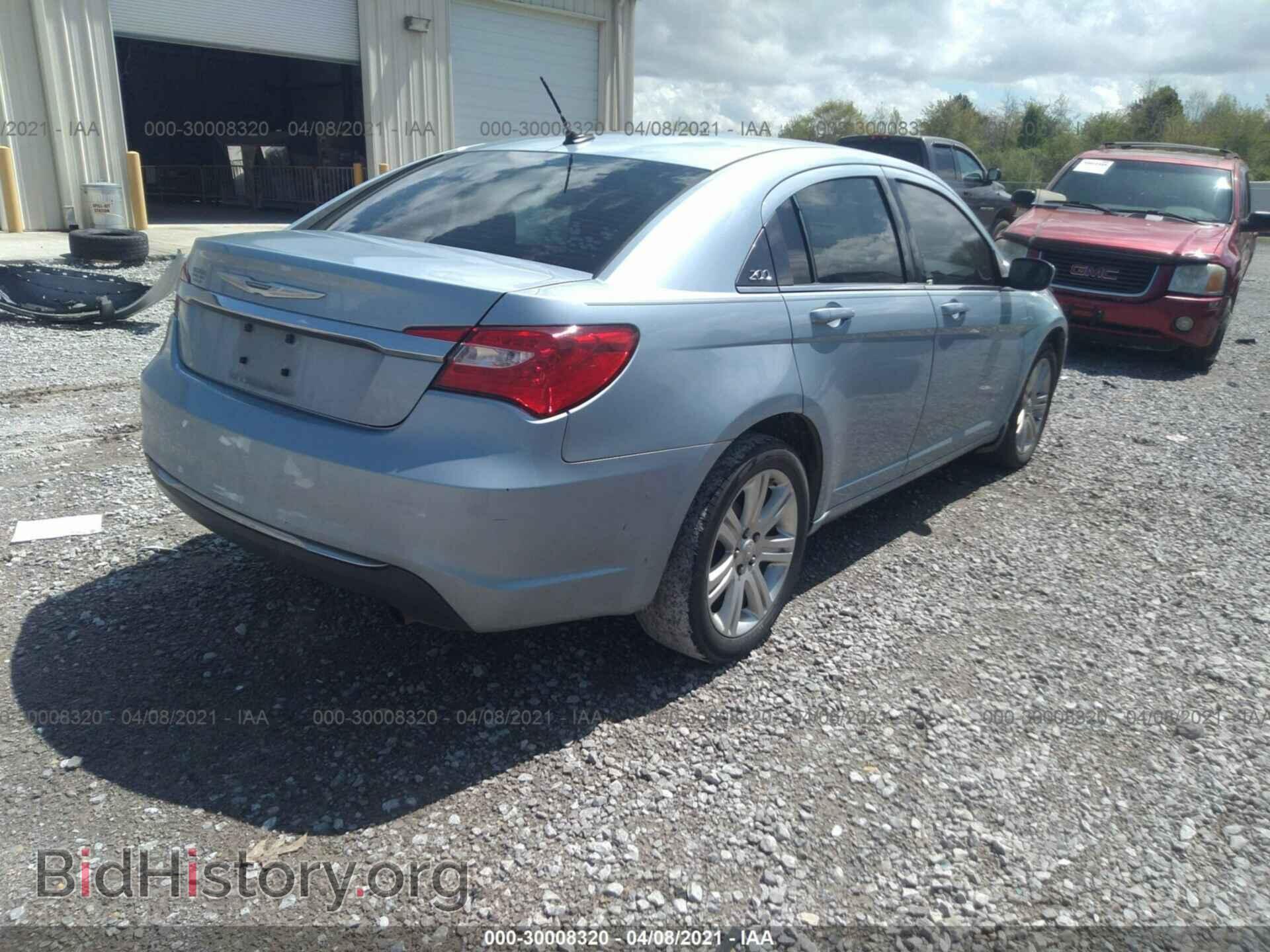2013 CHRYSLER 200 - VIN: 1C3CCBBB2DN543748 - Photo 4