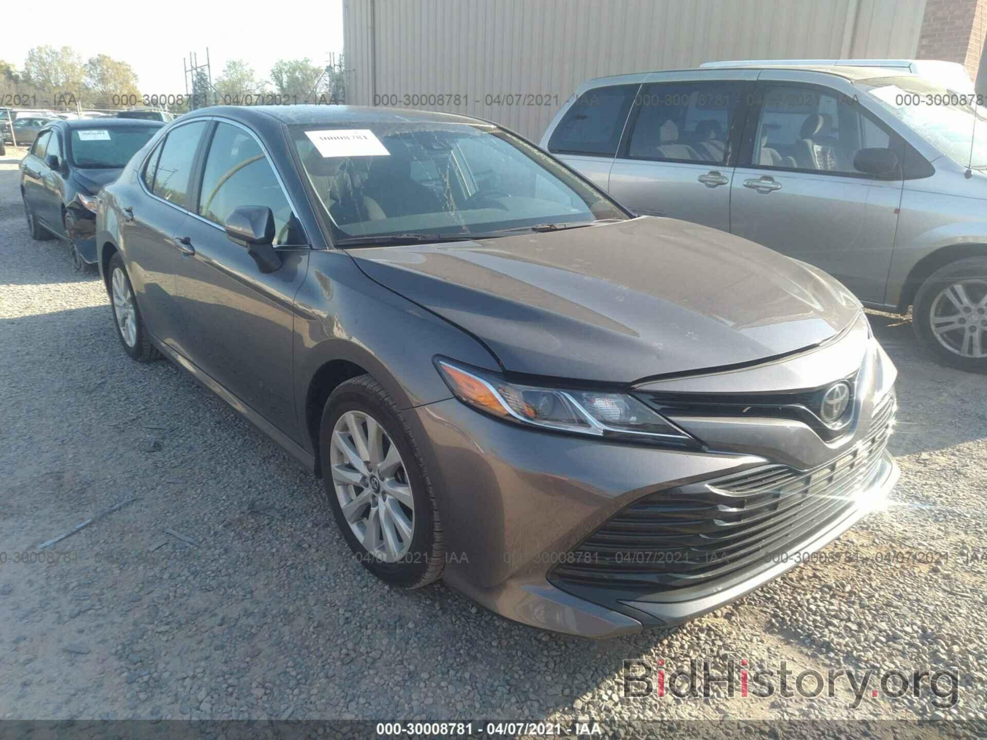 Photo 4T1B11HK3KU824860 - TOYOTA CAMRY 2019