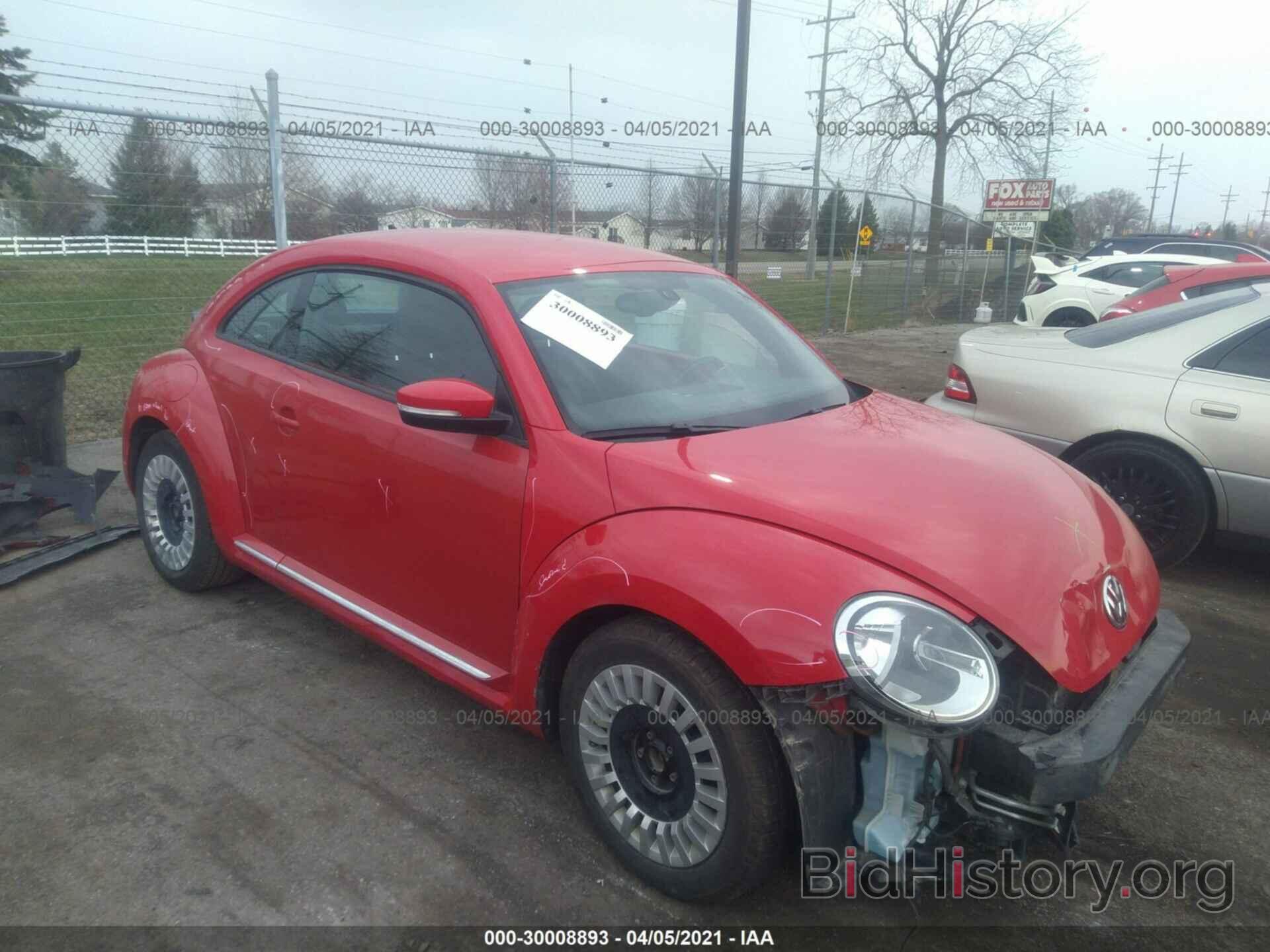 Photo 3VWJ17AT1GM632481 - VOLKSWAGEN BEETLE COUPE 2016