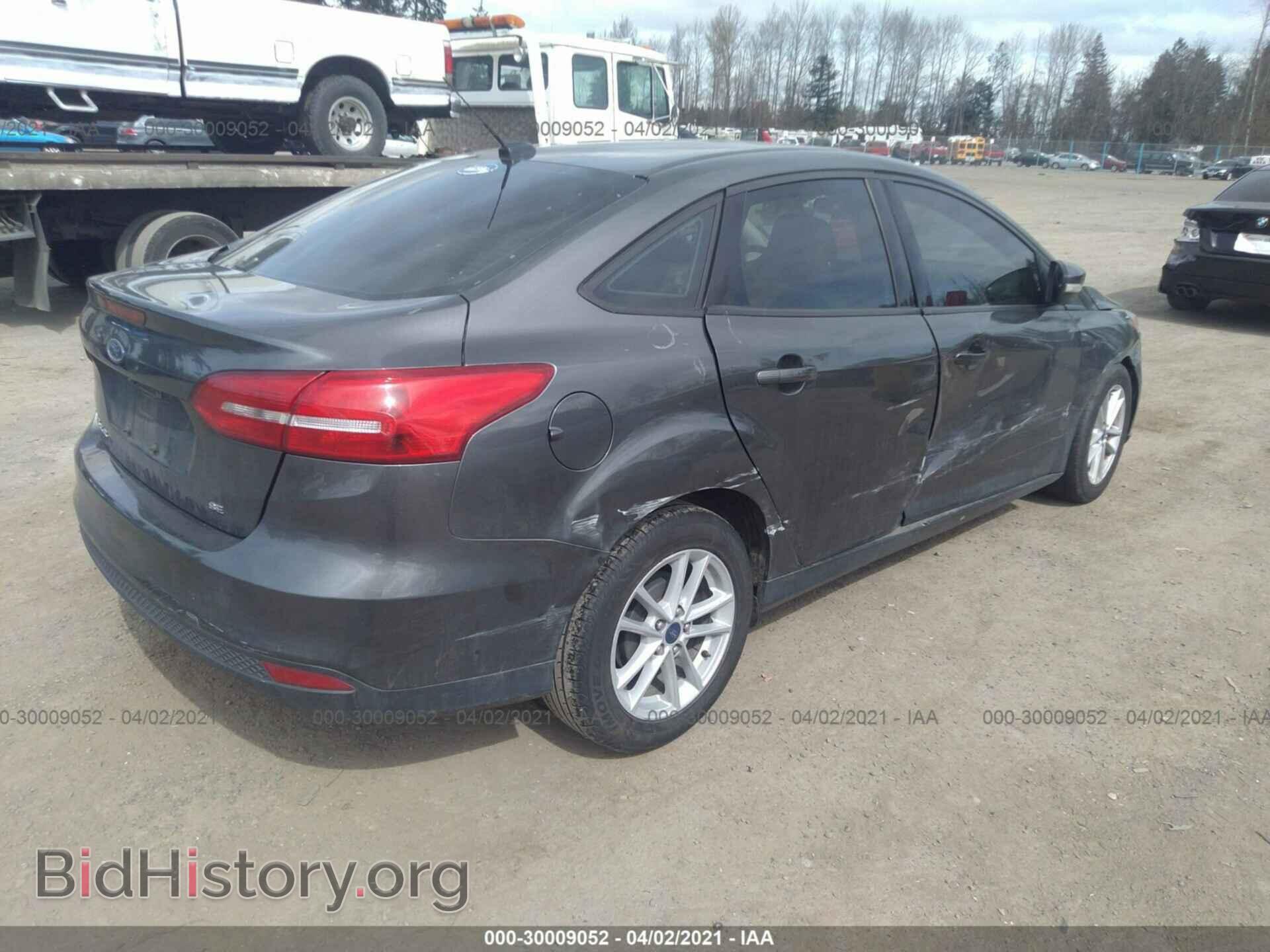 2017 FORD FOCUS - VIN: 1FADP3F29HL259660 - Фото 4