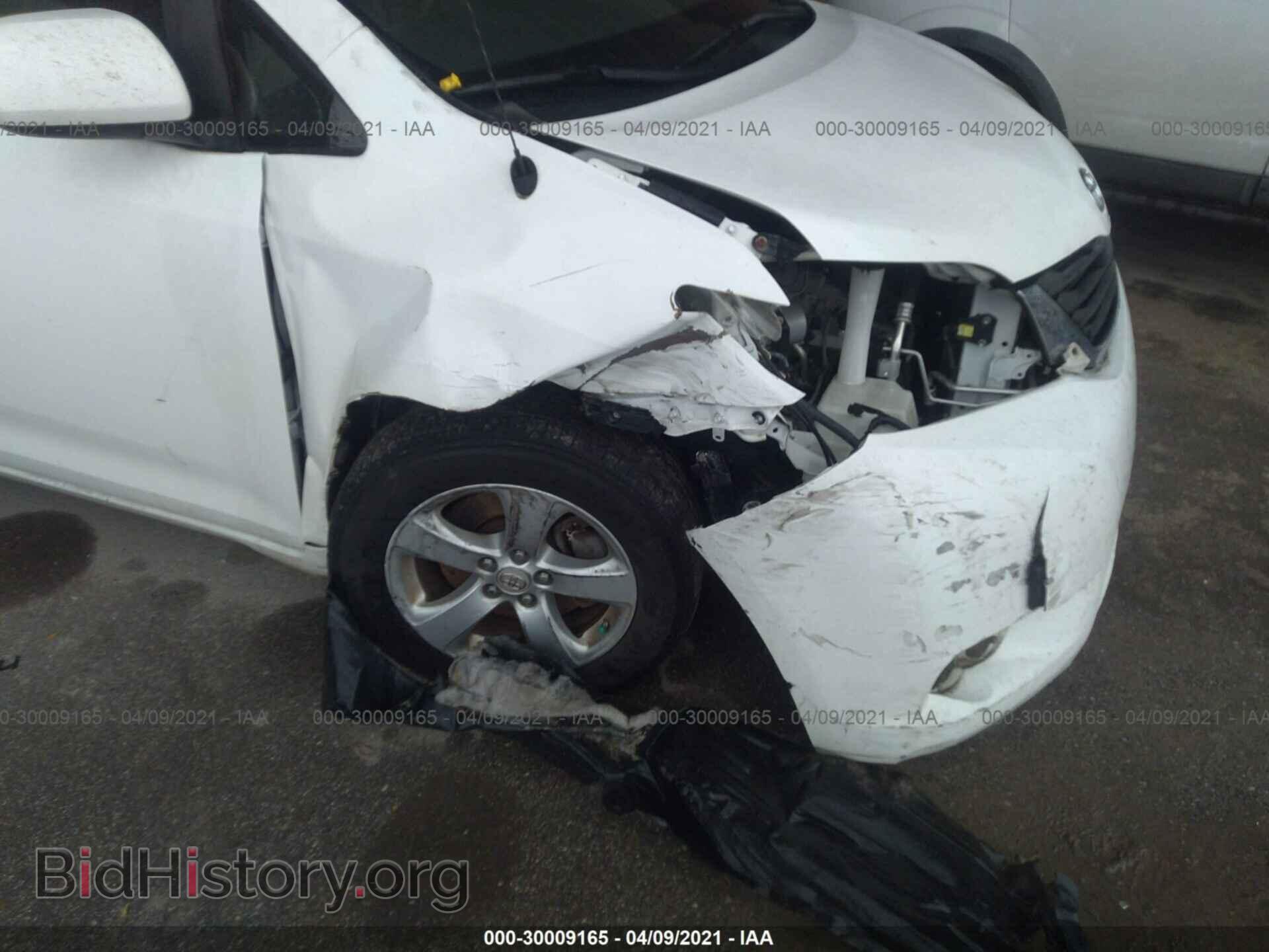 2012 TOYOTA SIENNA - VIN: 5TDKK3DC9CS180881 - Фото 6