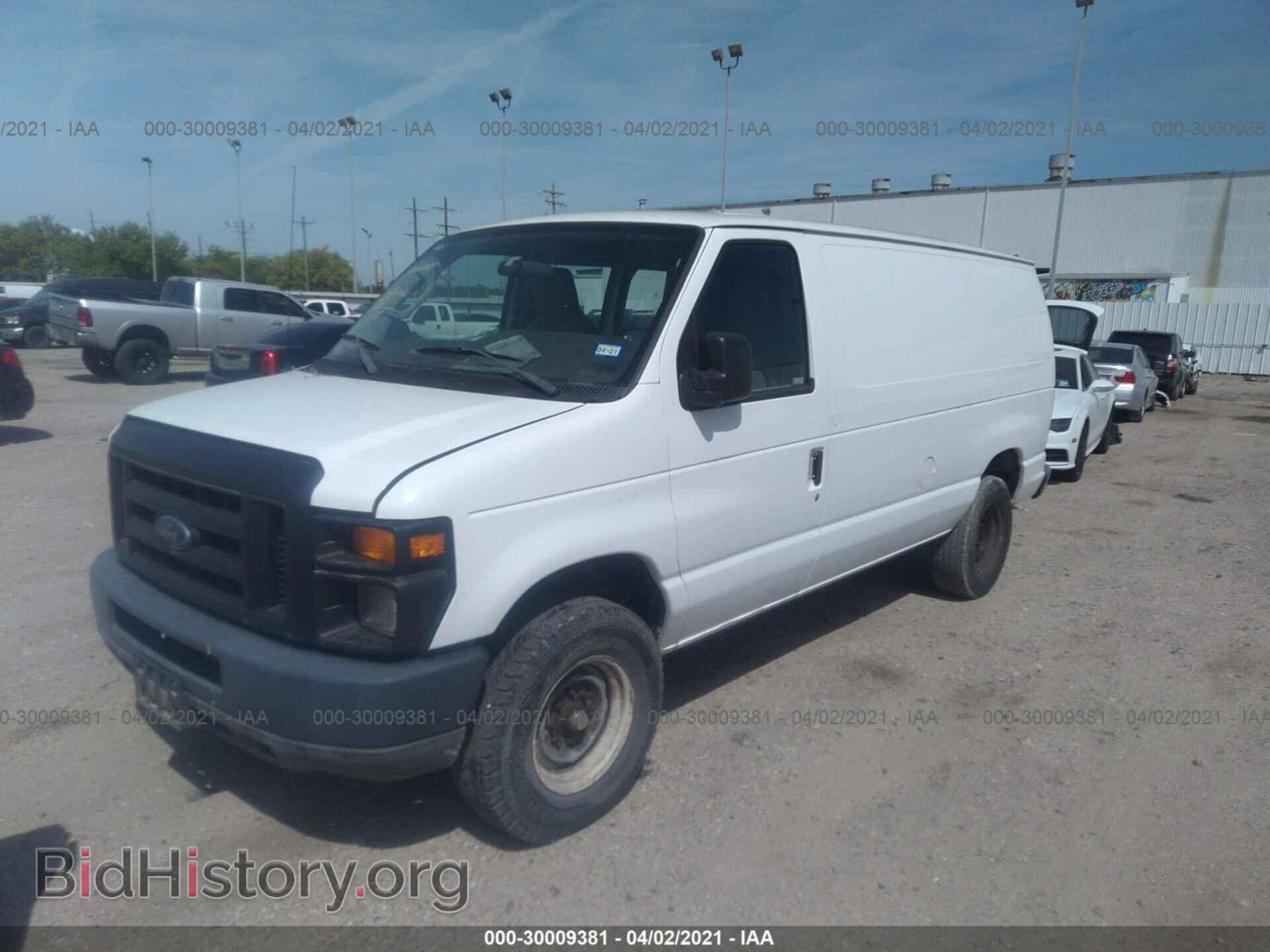 2010 FORD ECONOLINE CARGO VAN - VIN: 1FTNE2EL7ADA07723 - Фото 2