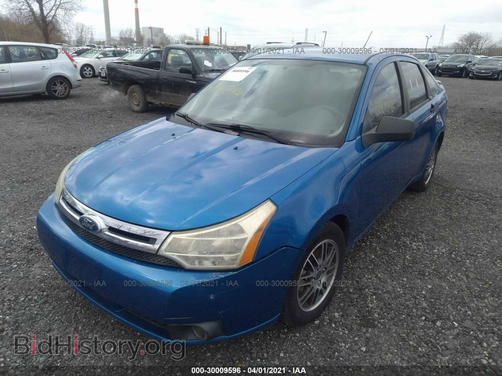 2010 FORD FOCUS - VIN: 1FAHP3FN2AW264005 - Фото 2