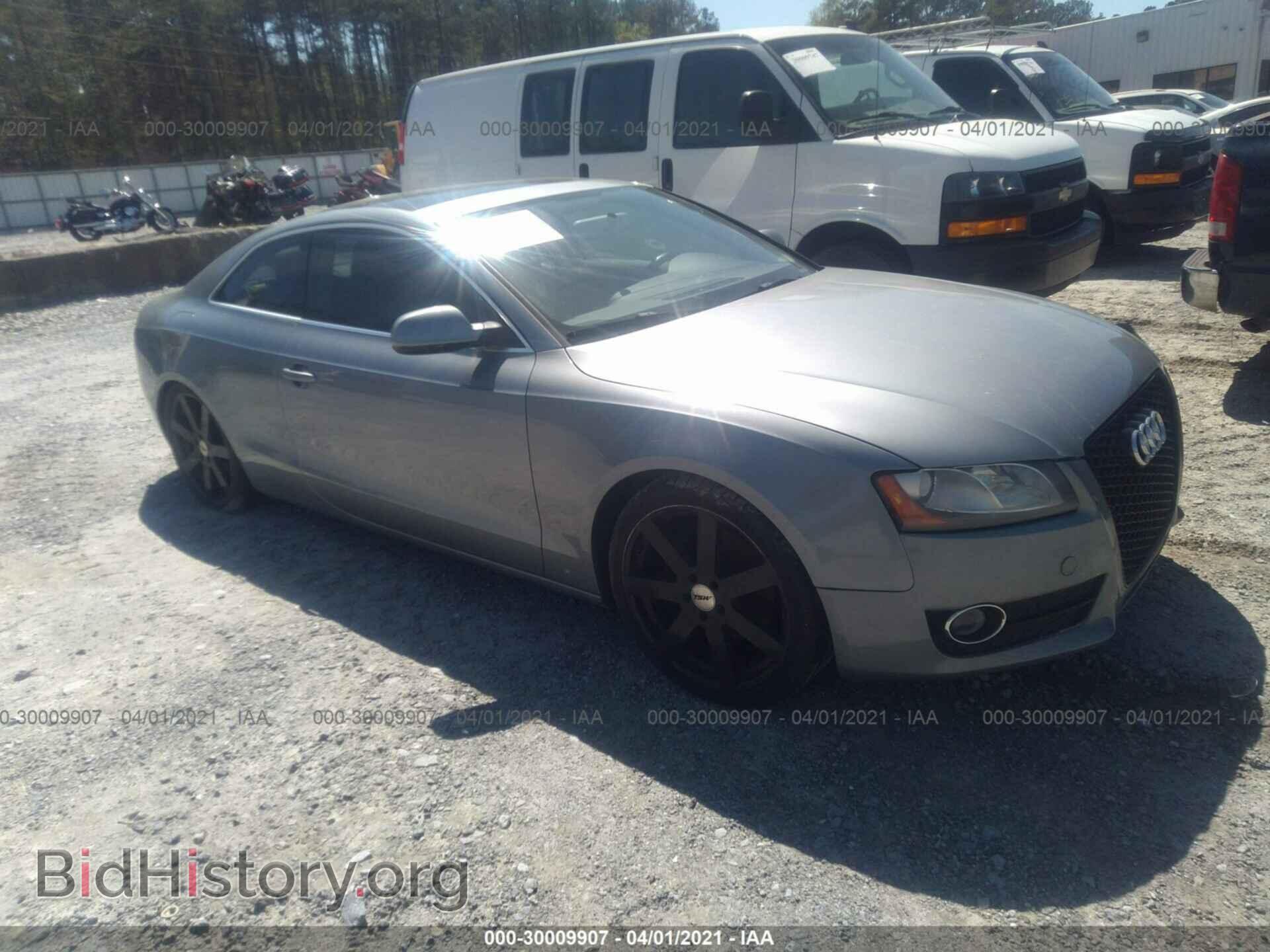 Фотография WAUCFAFR9AA010641 - AUDI A5 2010