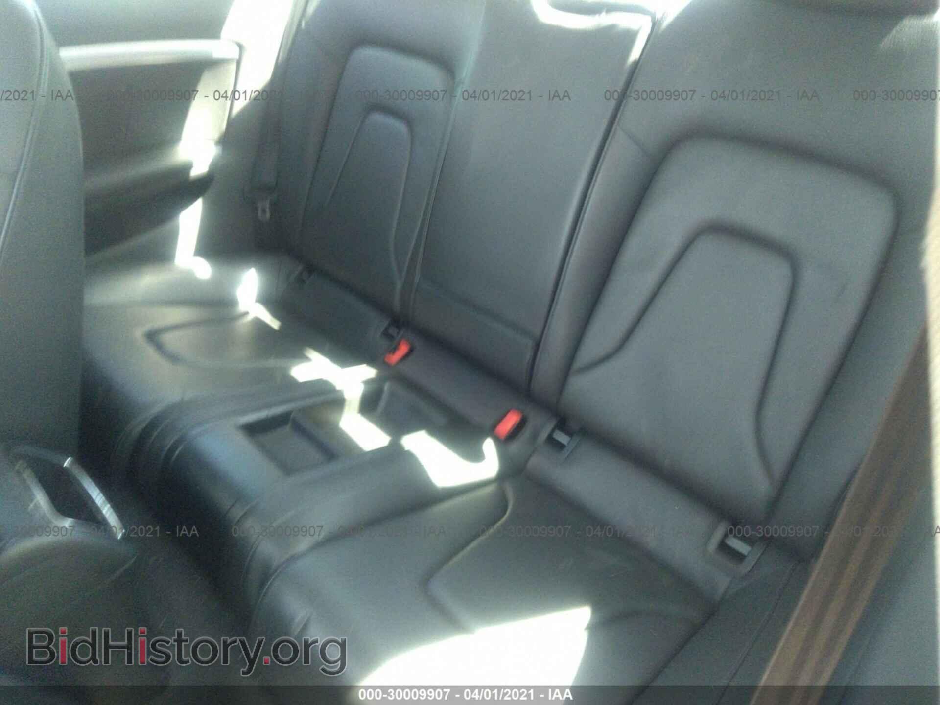 2010 AUDI A5 - VIN: WAUCFAFR9AA010641 - Фото 8