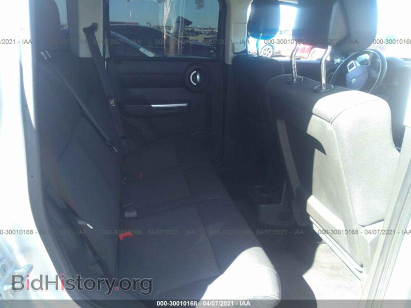 2011 Dodge NITRO (VIN 1D4PT5GK6BW553636) — photo 8 of 12