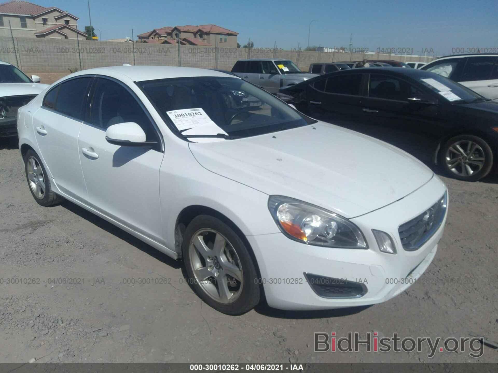 Photo YV1622FS5C2031742 - VOLVO S60 2012