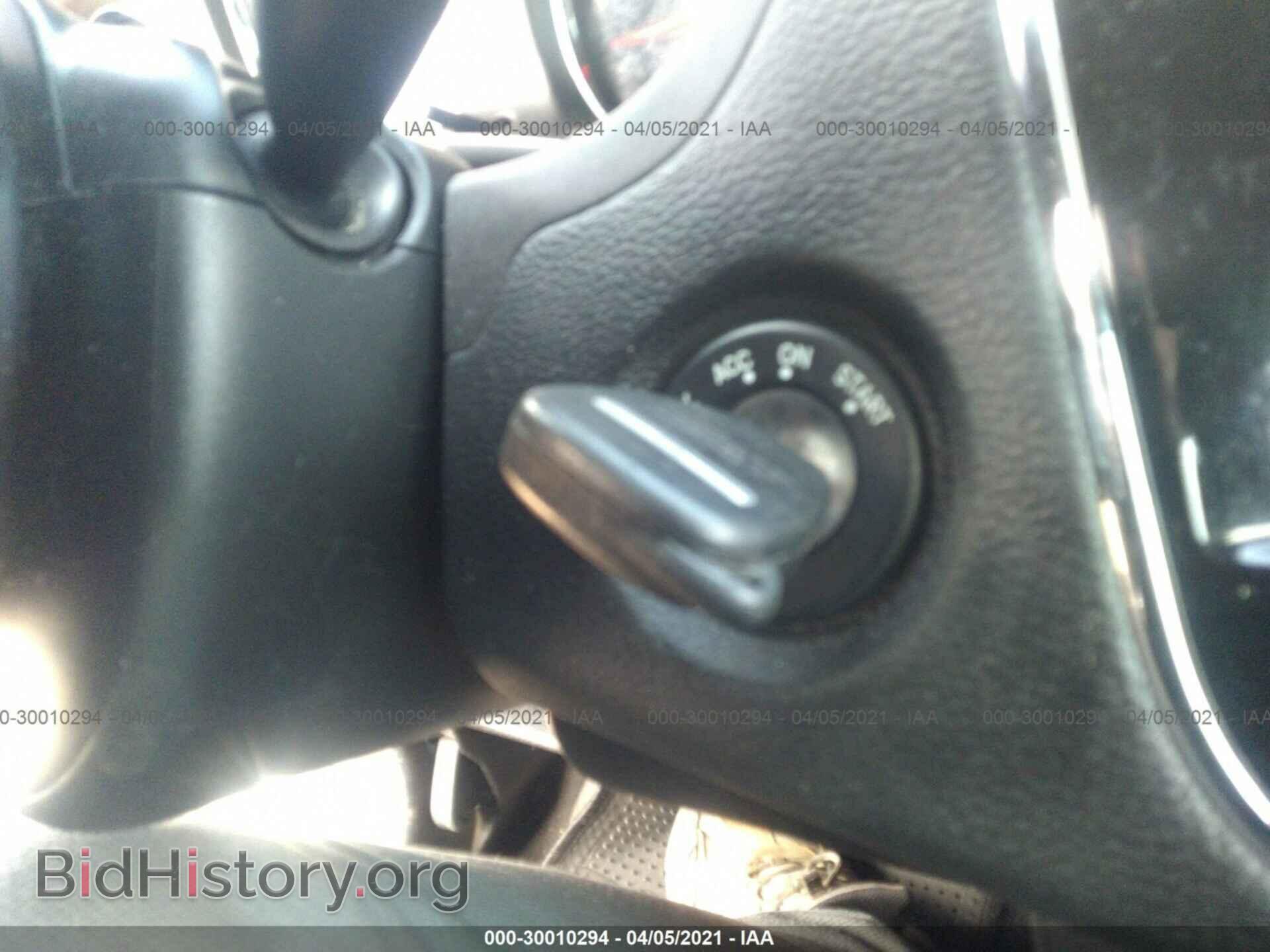 2013 CHRYSLER 200 - VIN: 1C3CCBBB9DN736205 - Фото 11
