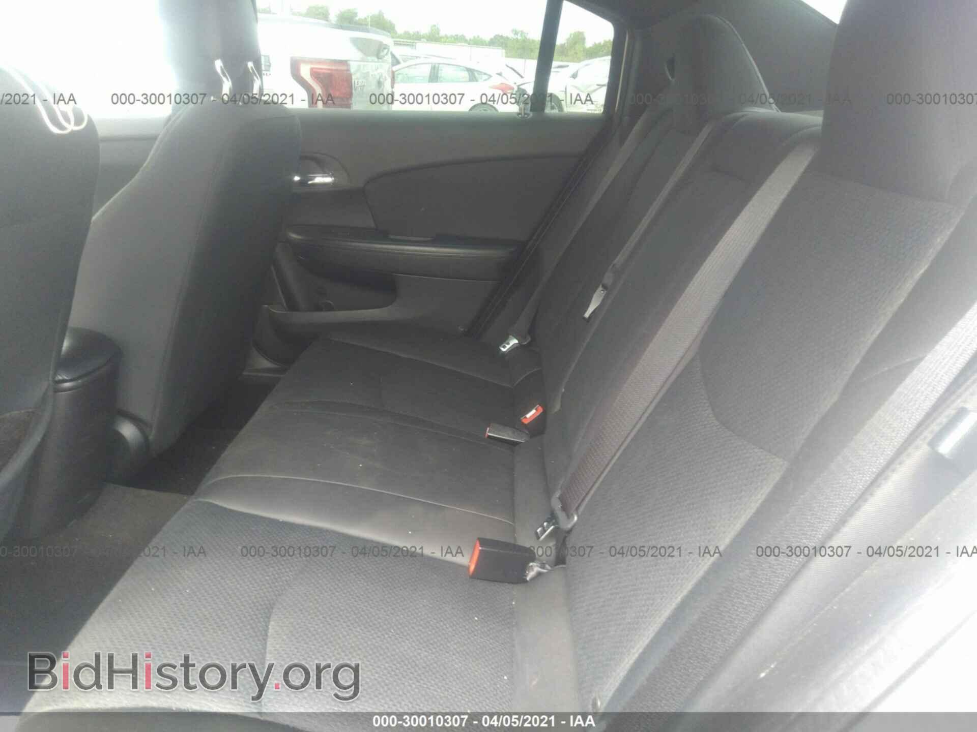 2012 CHRYSLER 200 - VIN: 1C3CCBAB9CN100884 - Photo 8