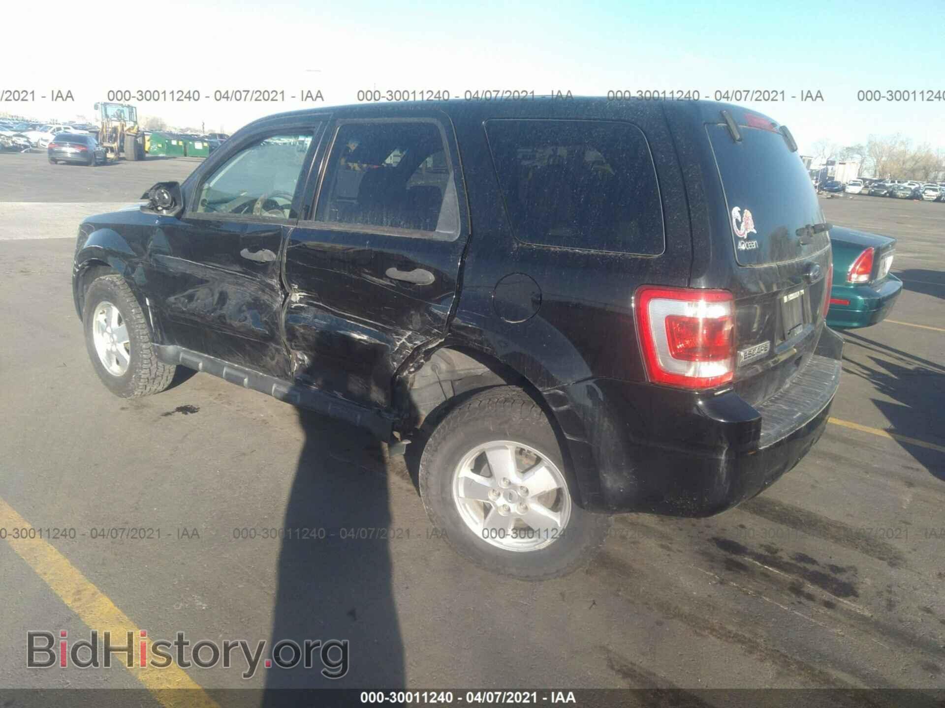 2012 FORD ESCAPE - VIN: 1FMCU9C73CKB81758 - Фото 3