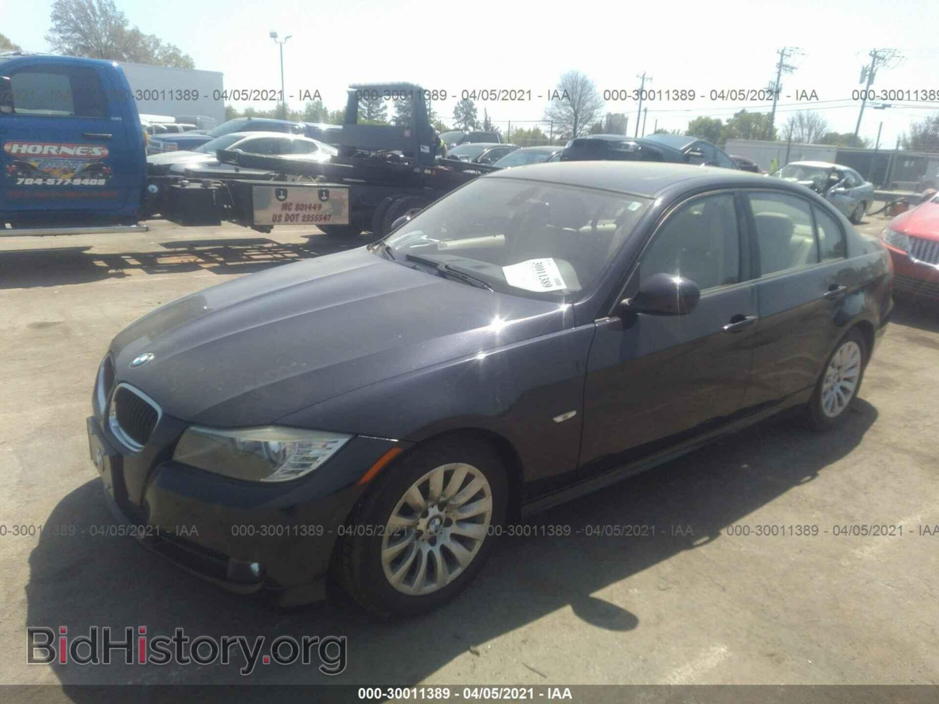 2009 BMW 3 SERIES - VIN: WBAPH73549A174844 - Фото 2