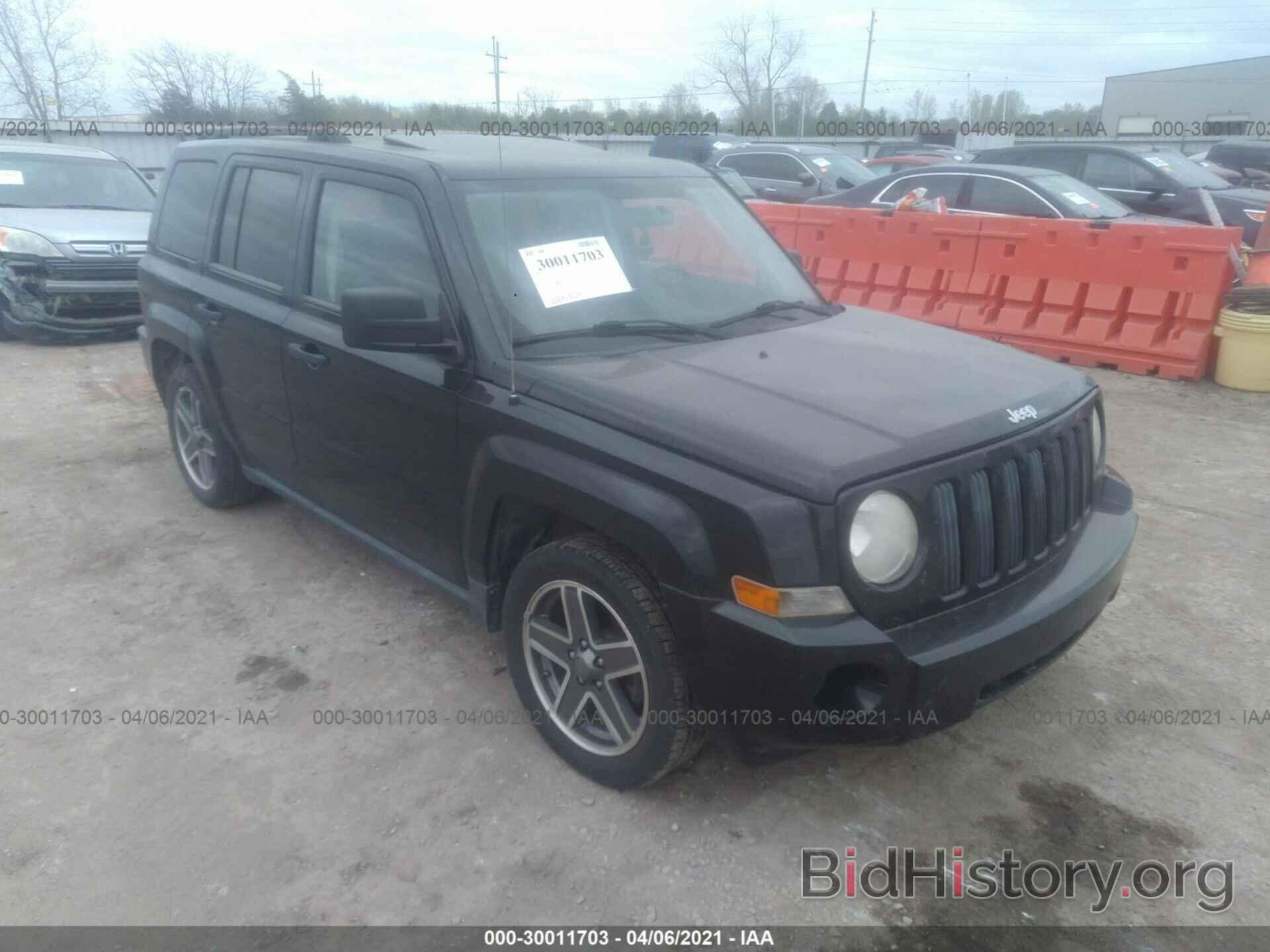 Photo 1J4FT28B99D102870 - JEEP PATRIOT 2009