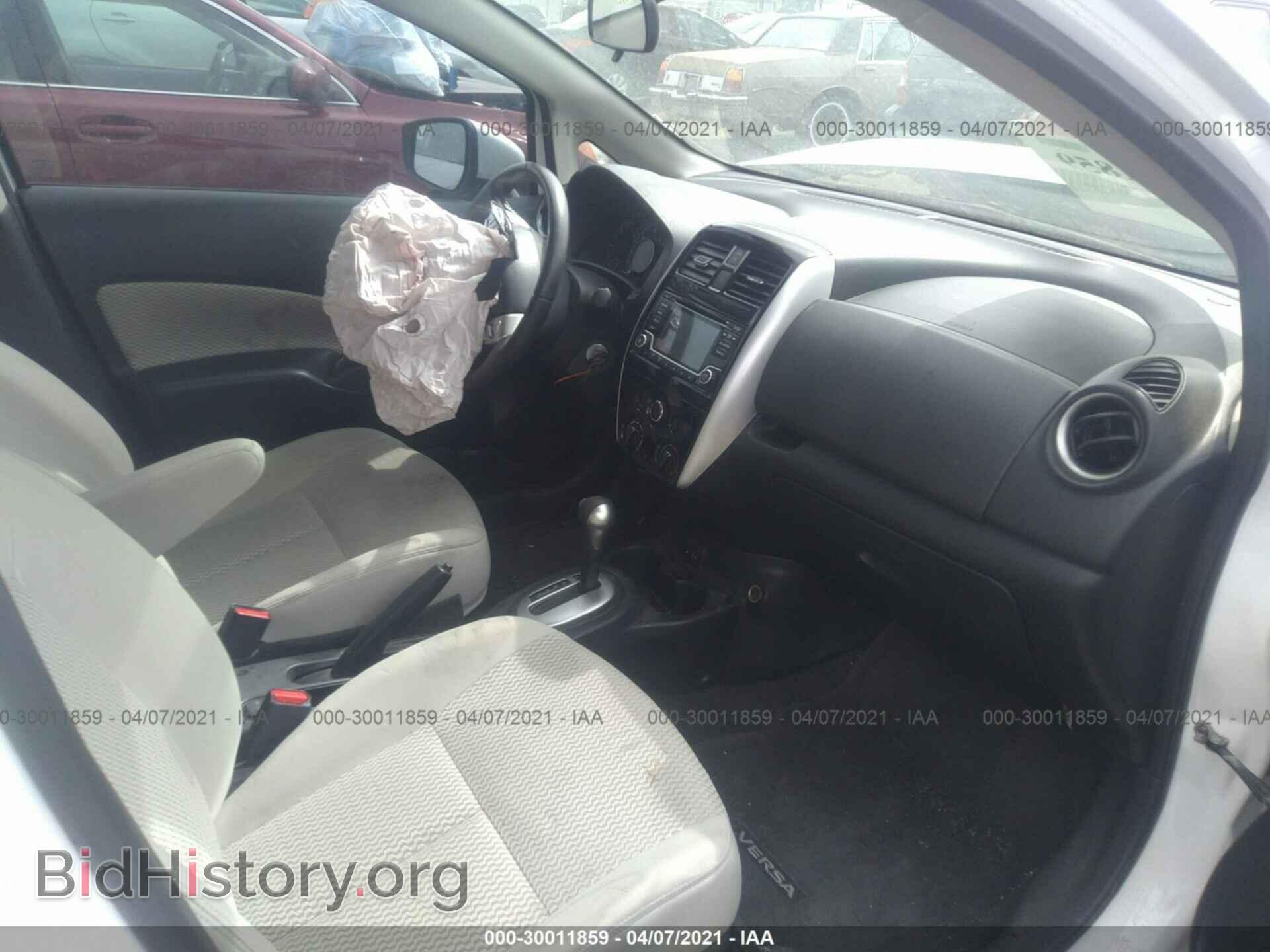 2017 NISSAN VERSA NOTE - VIN: 3N1CE2CP3HL355636 - Фото 5