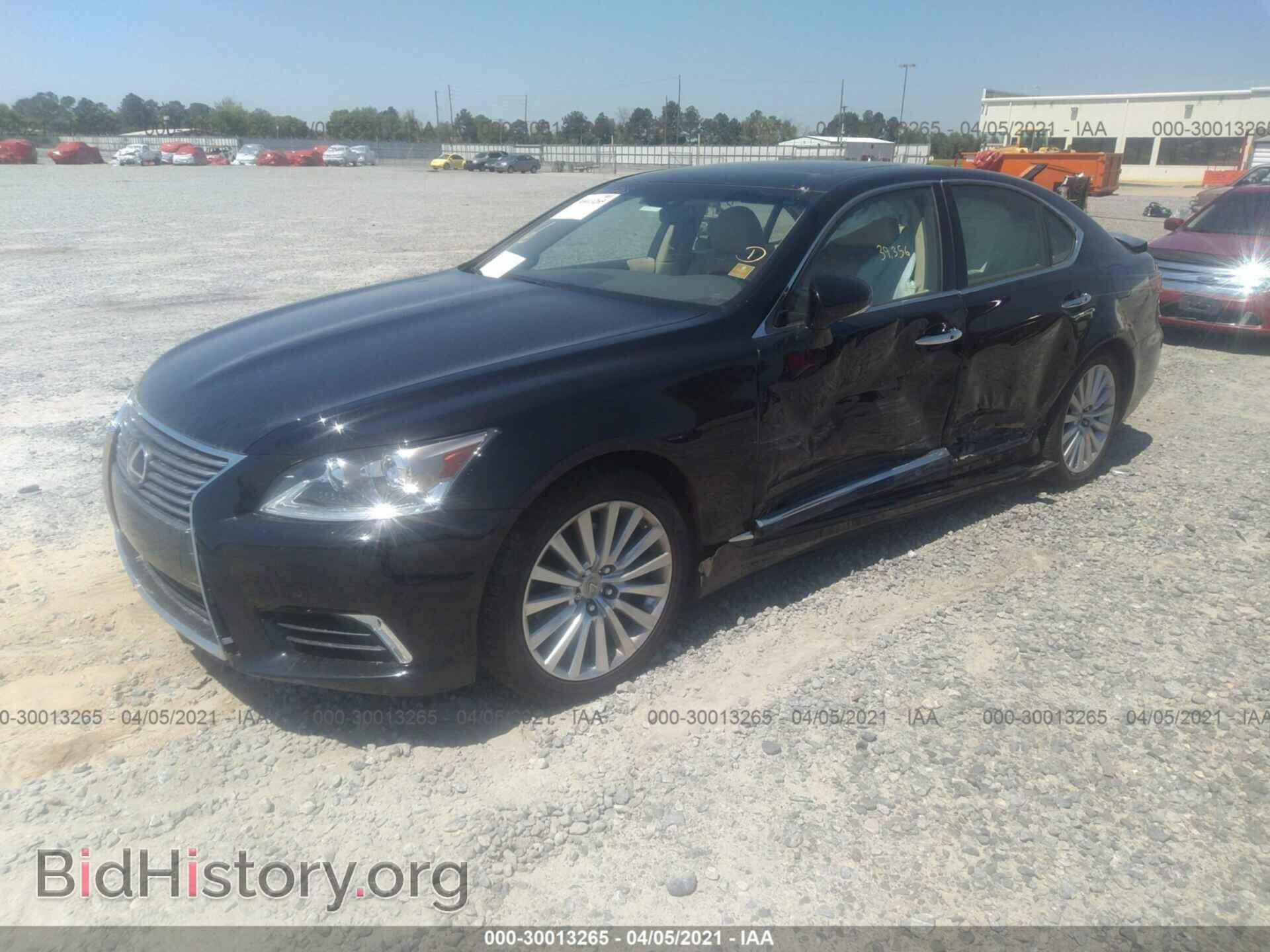 2013 LEXUS LS 460 - VIN: JTHBL5EF7D5122243 - Photo 2