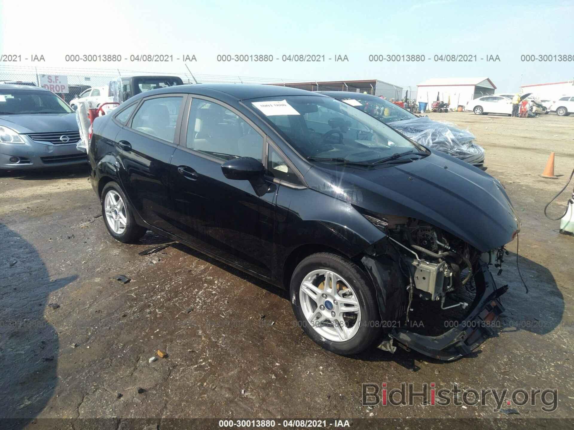 Photo 3FADP4BJ4HM161492 - FORD FIESTA 2017