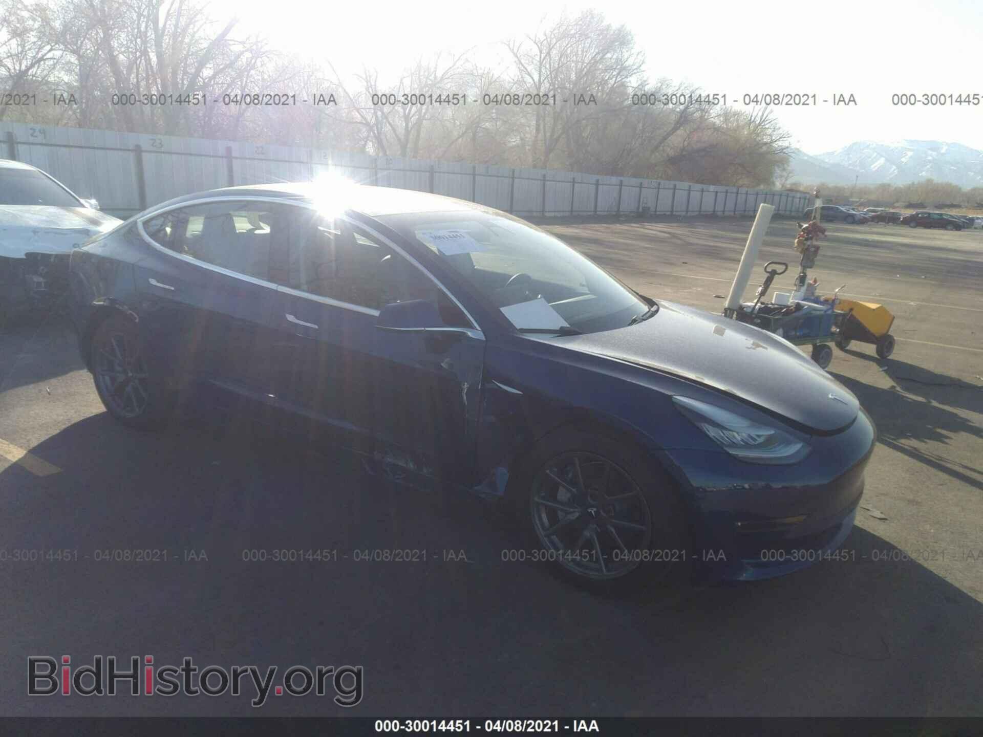 Photo 5YJ3E1EA9KF308875 - TESLA MODEL 3 2019