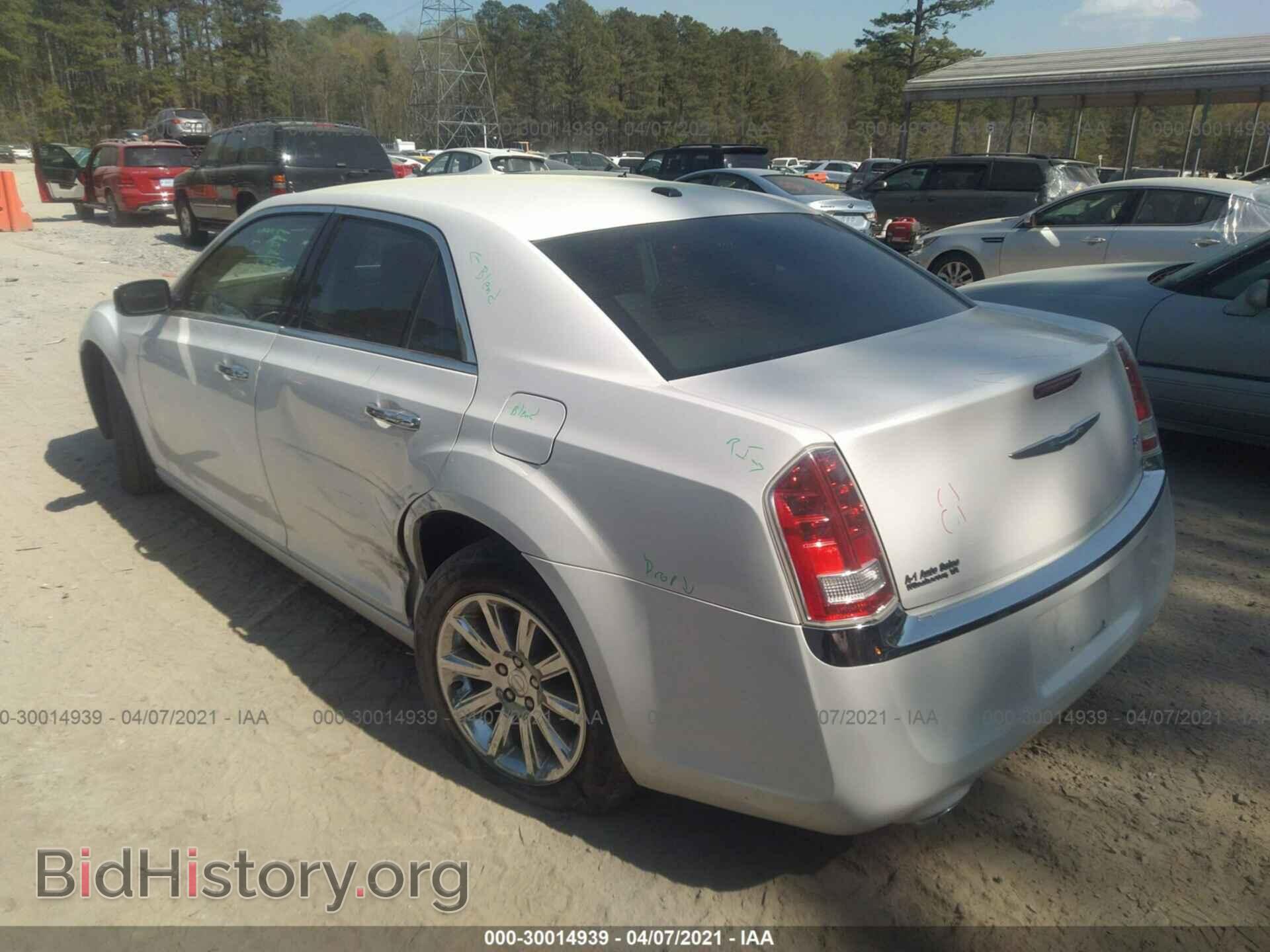 2012 CHRYSLER 300 - VIN: 2C3CCACG4CH138518 - Фото 3