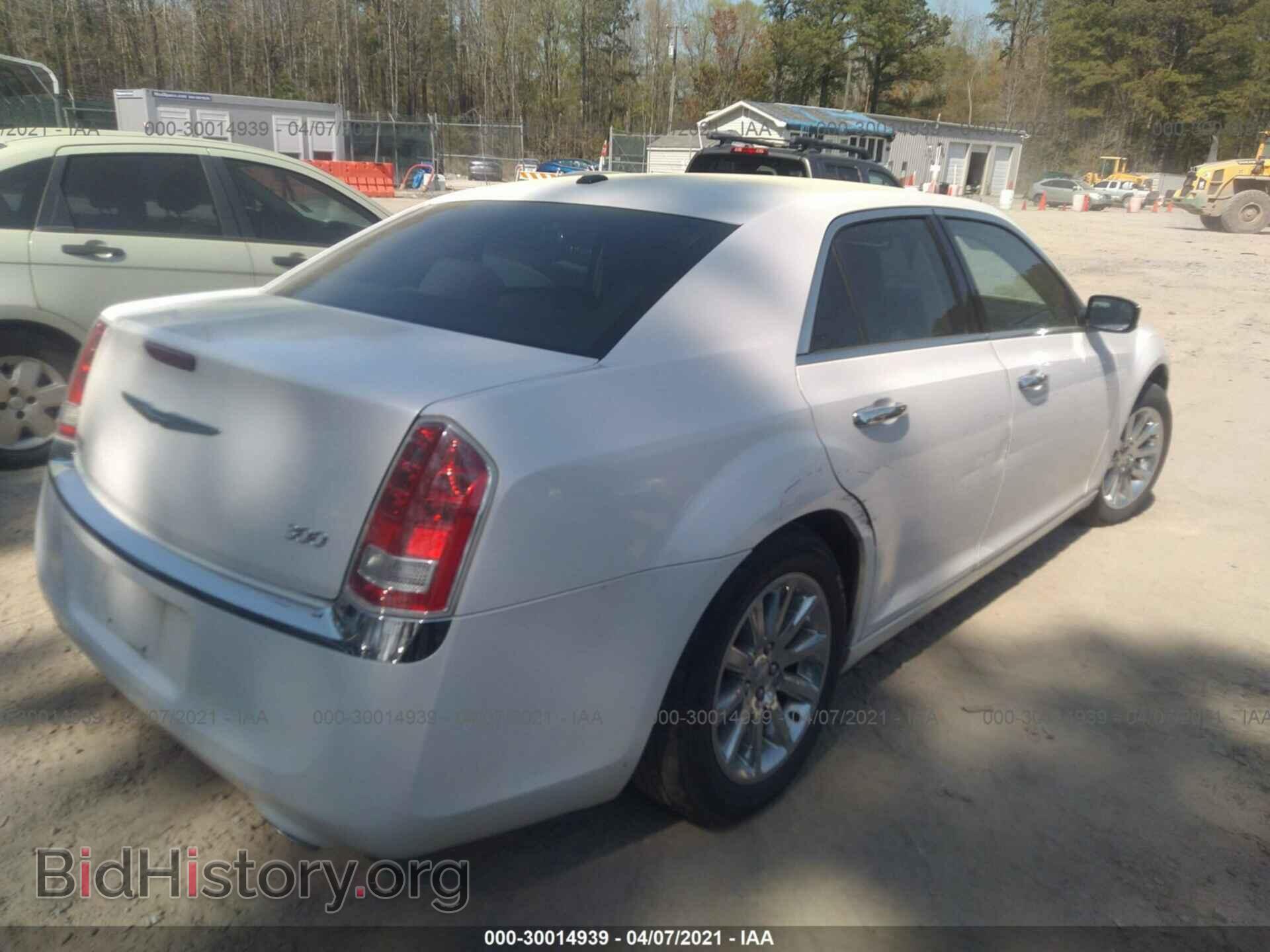 2012 CHRYSLER 300 - VIN: 2C3CCACG4CH138518 - Фото 4
