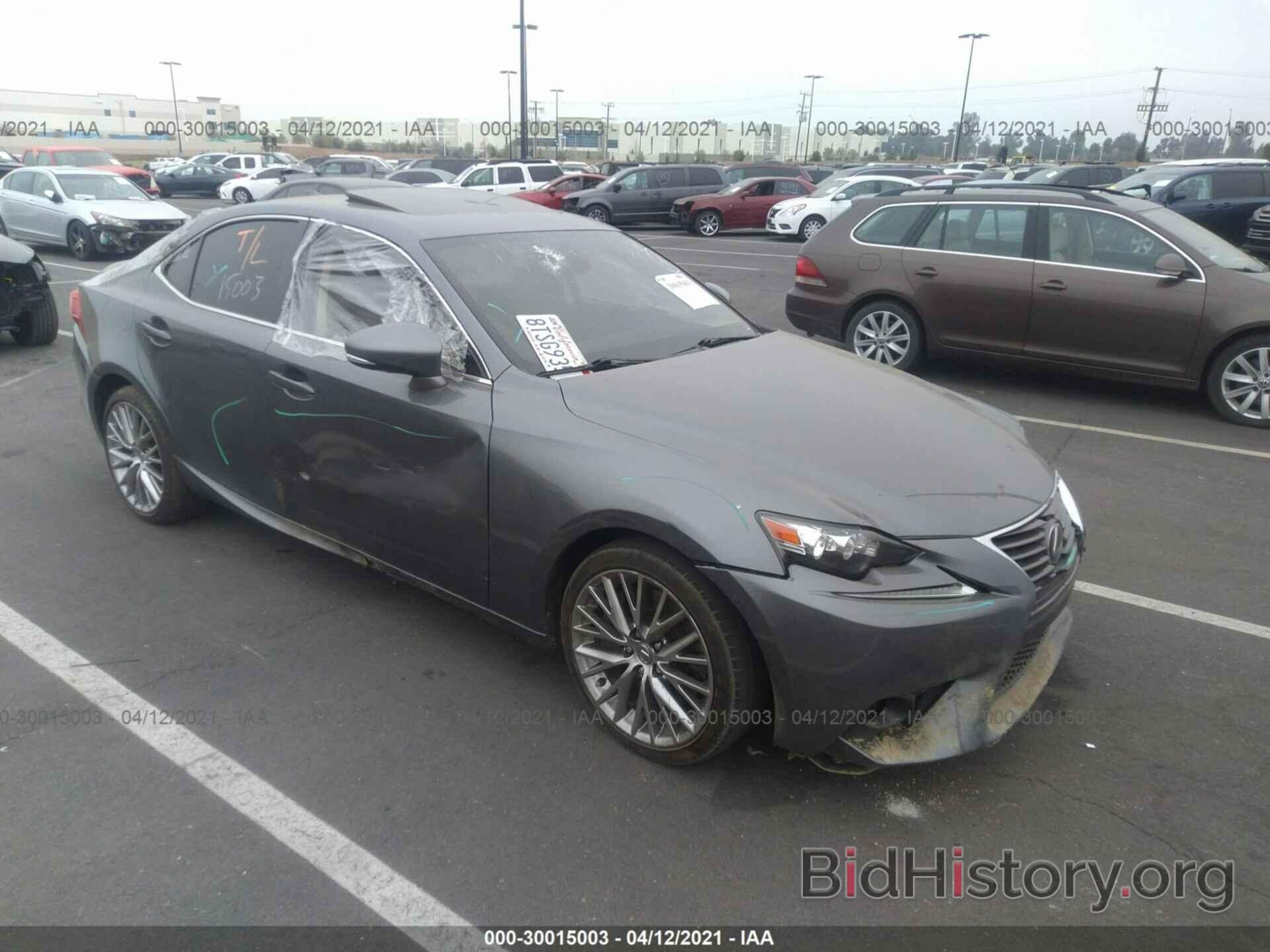 Photo JTHBA1D20G5022616 - LEXUS IS 200T 2016