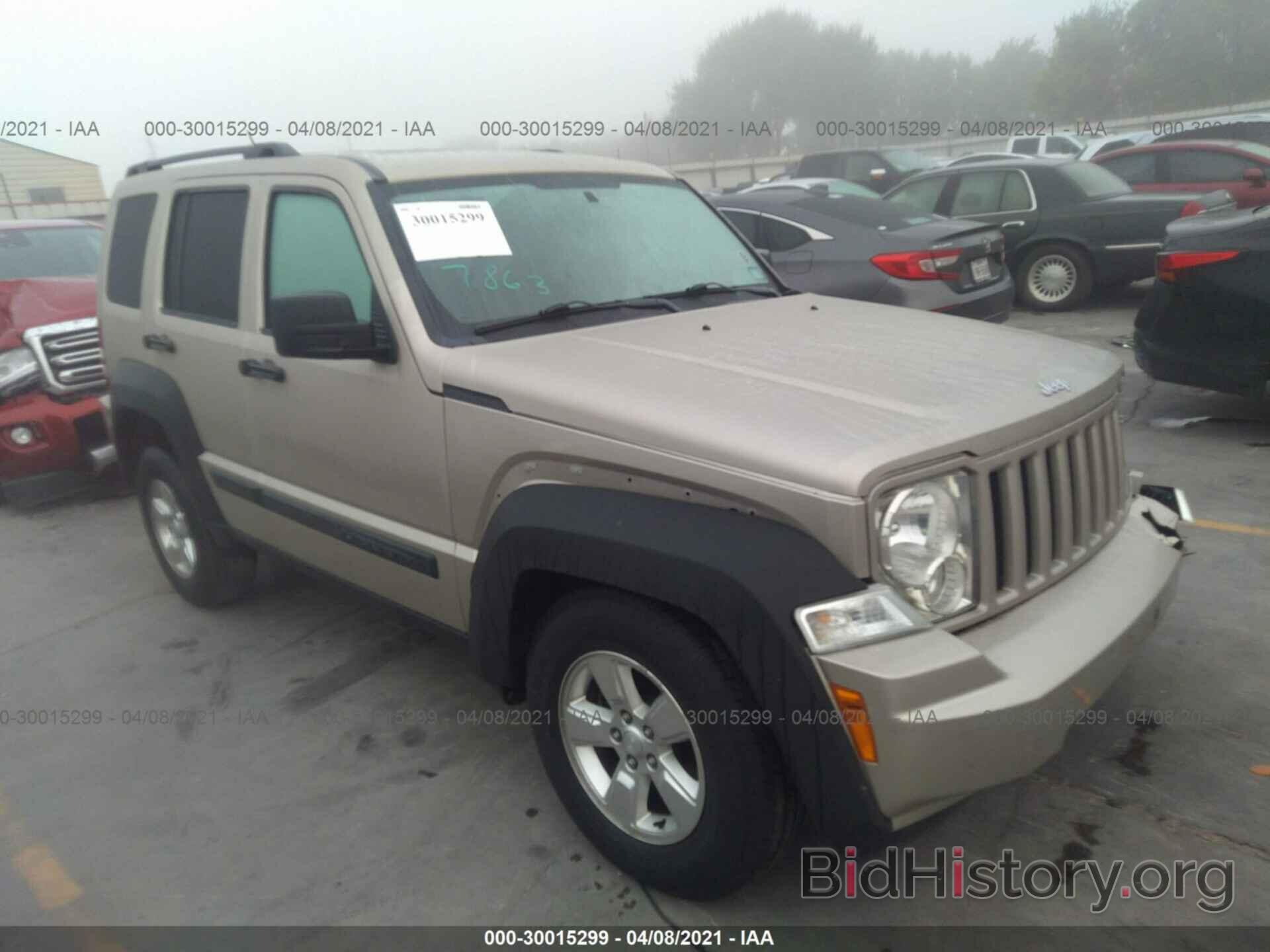 Photo 1J4PP2GK8AW181368 - JEEP LIBERTY 2010