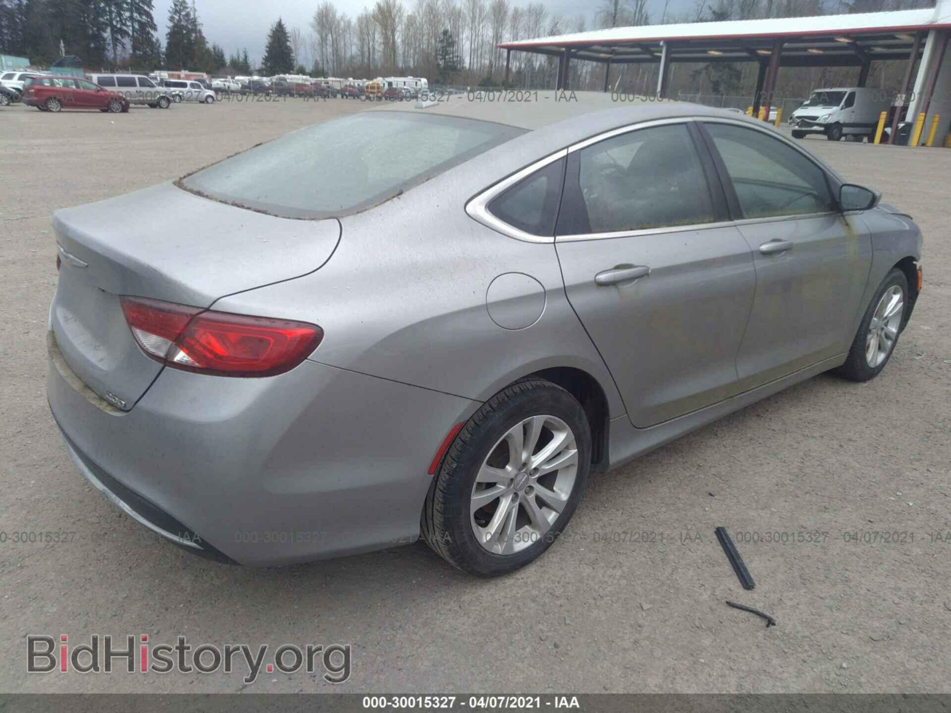 2015 CHRYSLER 200 - VIN: 1C3CCCAB8FN747321 - Photo 4