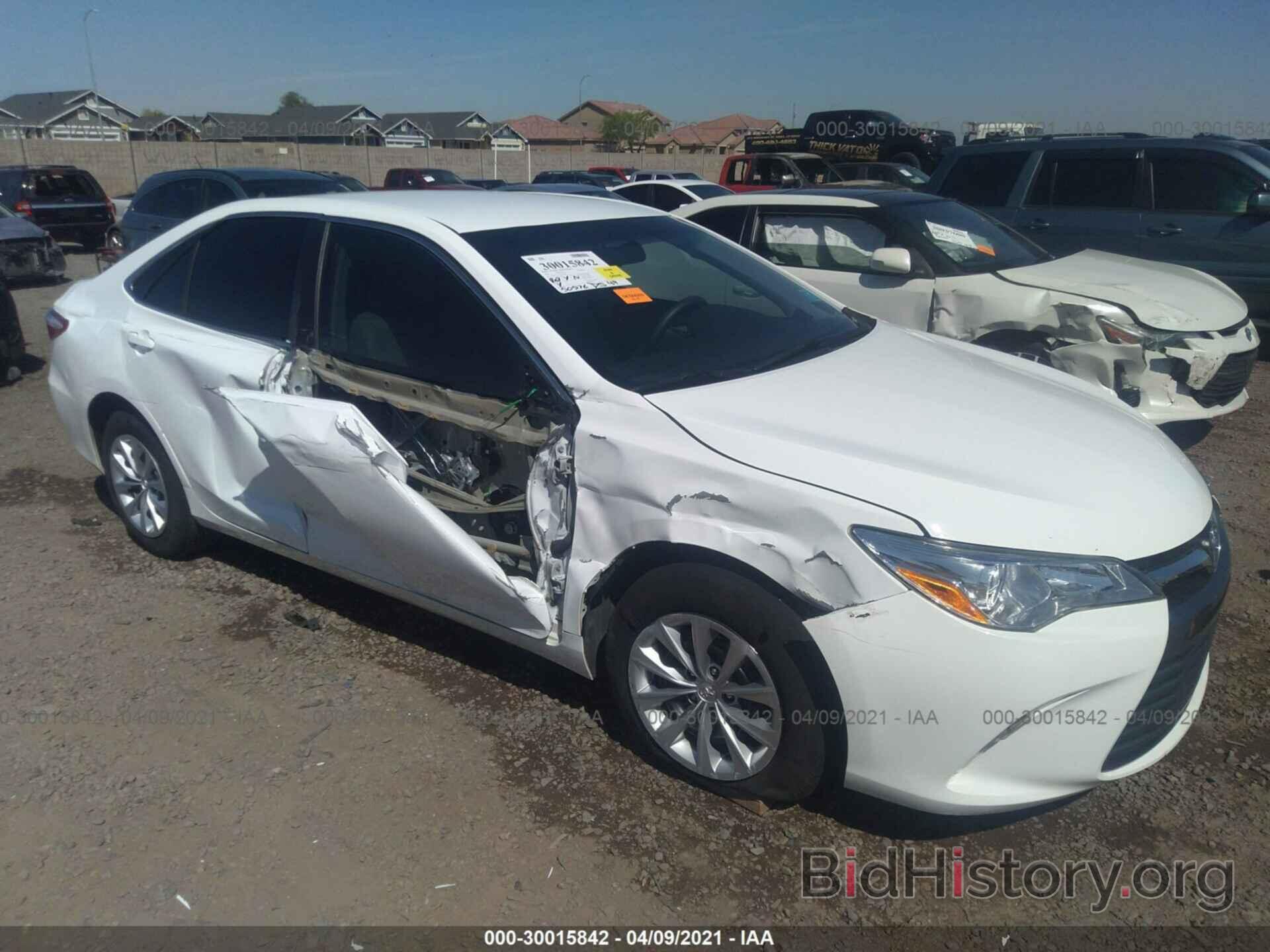 Photo 4T4BF1FK1GR547465 - TOYOTA CAMRY 2016