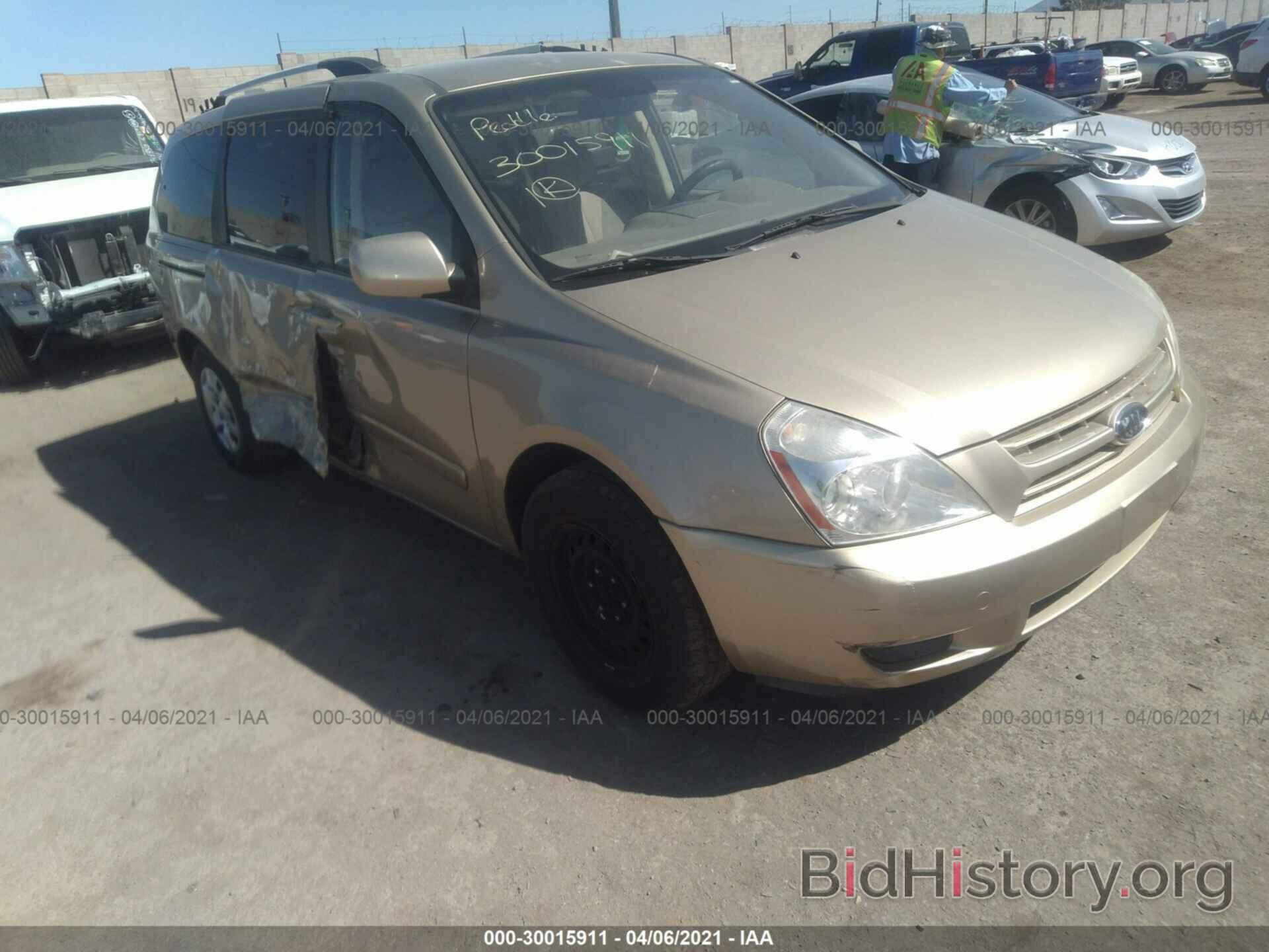 Photo KNDMB233096303030 - KIA SEDONA 2009