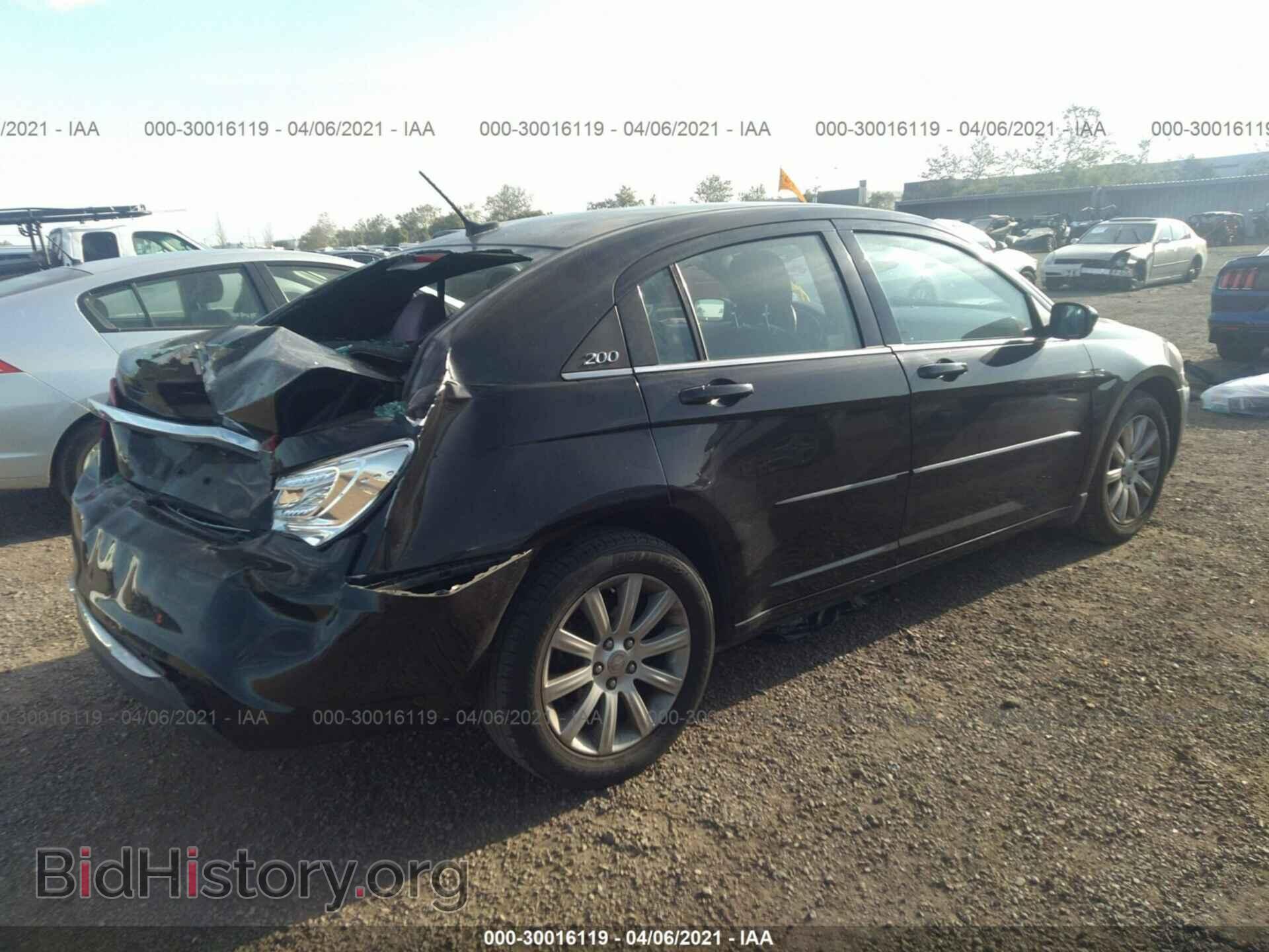 2013 CHRYSLER 200 - VIN: 1C3CCBBB5DN713780 - Фото 4