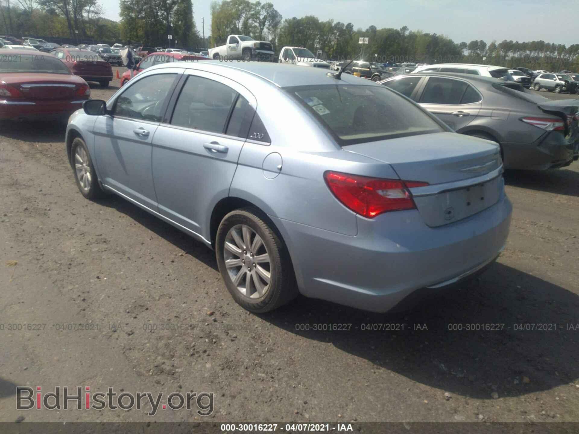 2013 CHRYSLER 200 - VIN: 1C3CCBBB4DN723054 - Фото 3