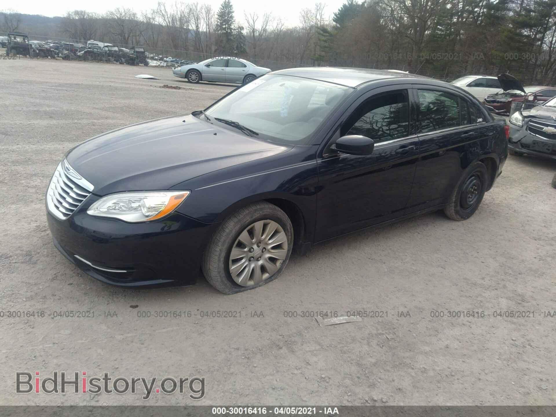 2014 CHRYSLER 200 - VIN: 1C3CCBAB8EN209632 - Фото 2
