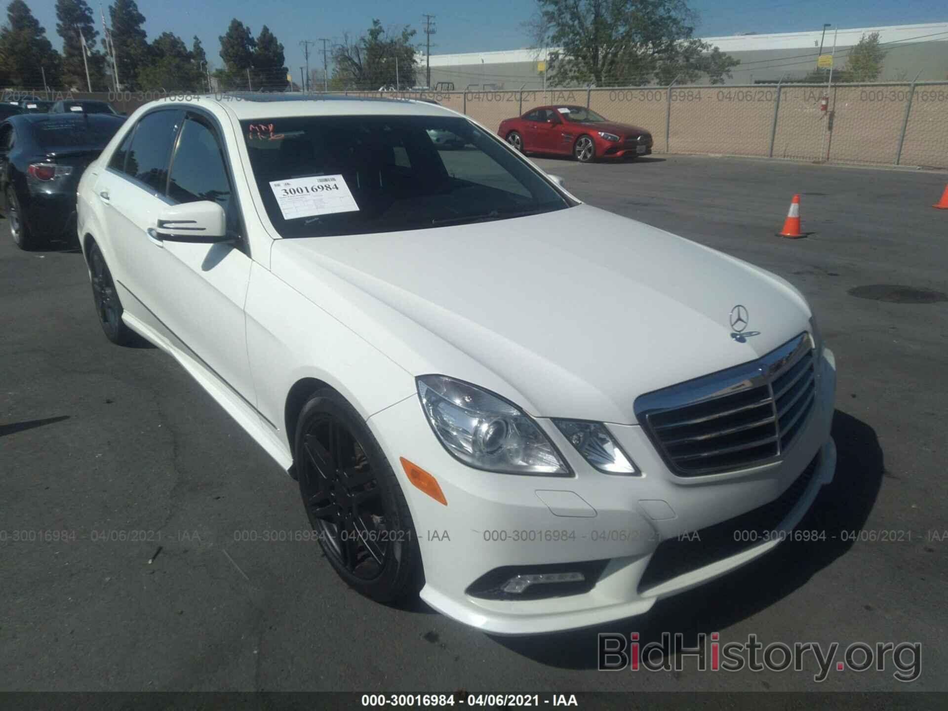 Photo WDDHF5GB7AA240685 - MERCEDES-BENZ E-CLASS 2010