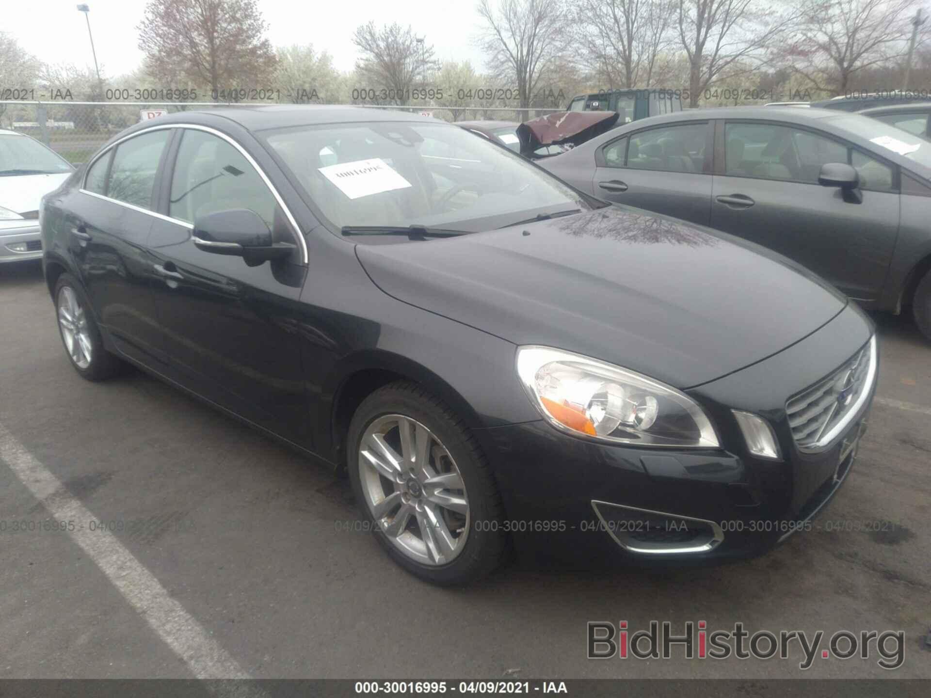 Photo YV1622FS9C2136770 - VOLVO S60 2012