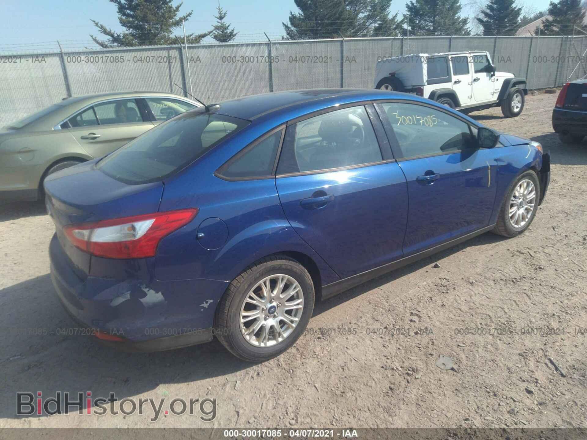 2012 FORD FOCUS - VIN: 1FAHP3F22CL379357 - Photo 4