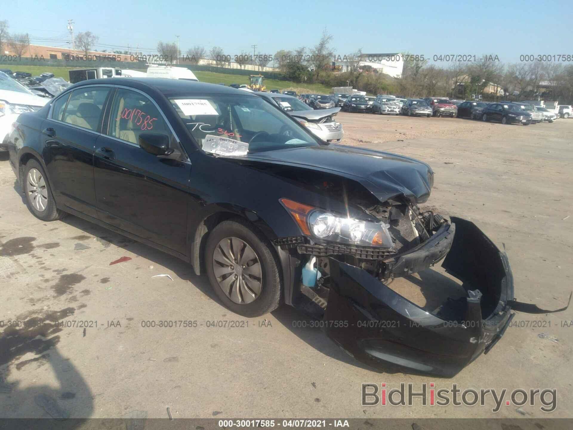 Photo 1HGCP2F35CA154127 - HONDA ACCORD SDN 2012