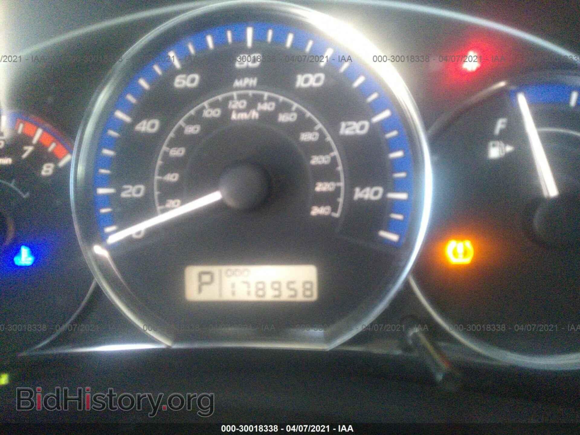 2011 SUBARU FORESTER - VIN: JF2SHADC6BH715396 - Фото 7