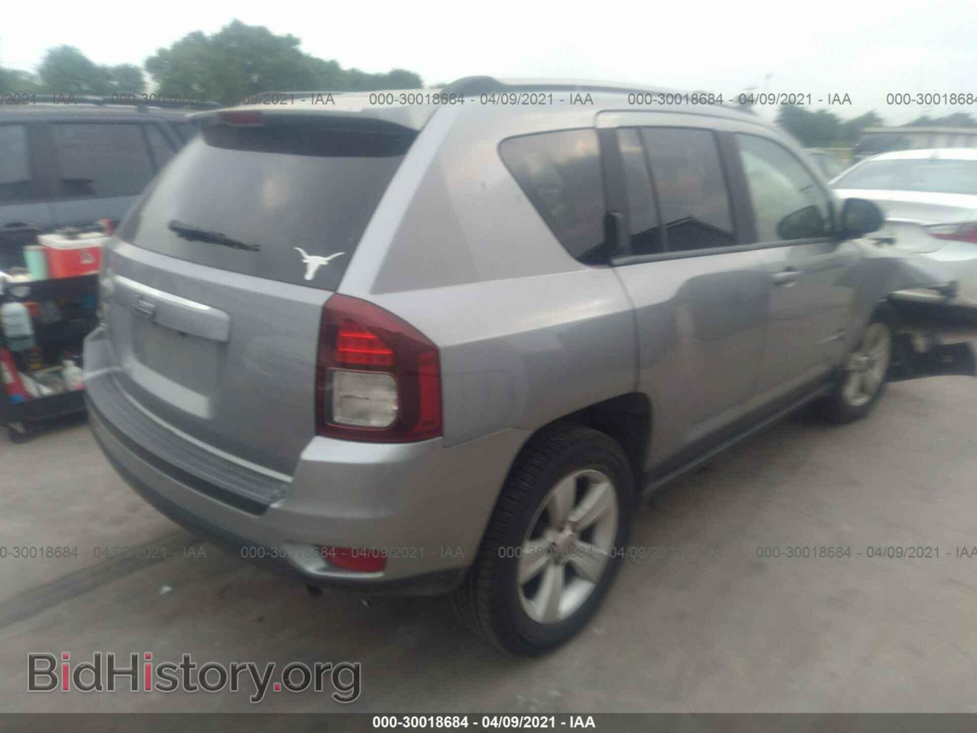 2015 JEEP COMPASS - VIN: 1C4NJDBB2FD424144 - Фото 4