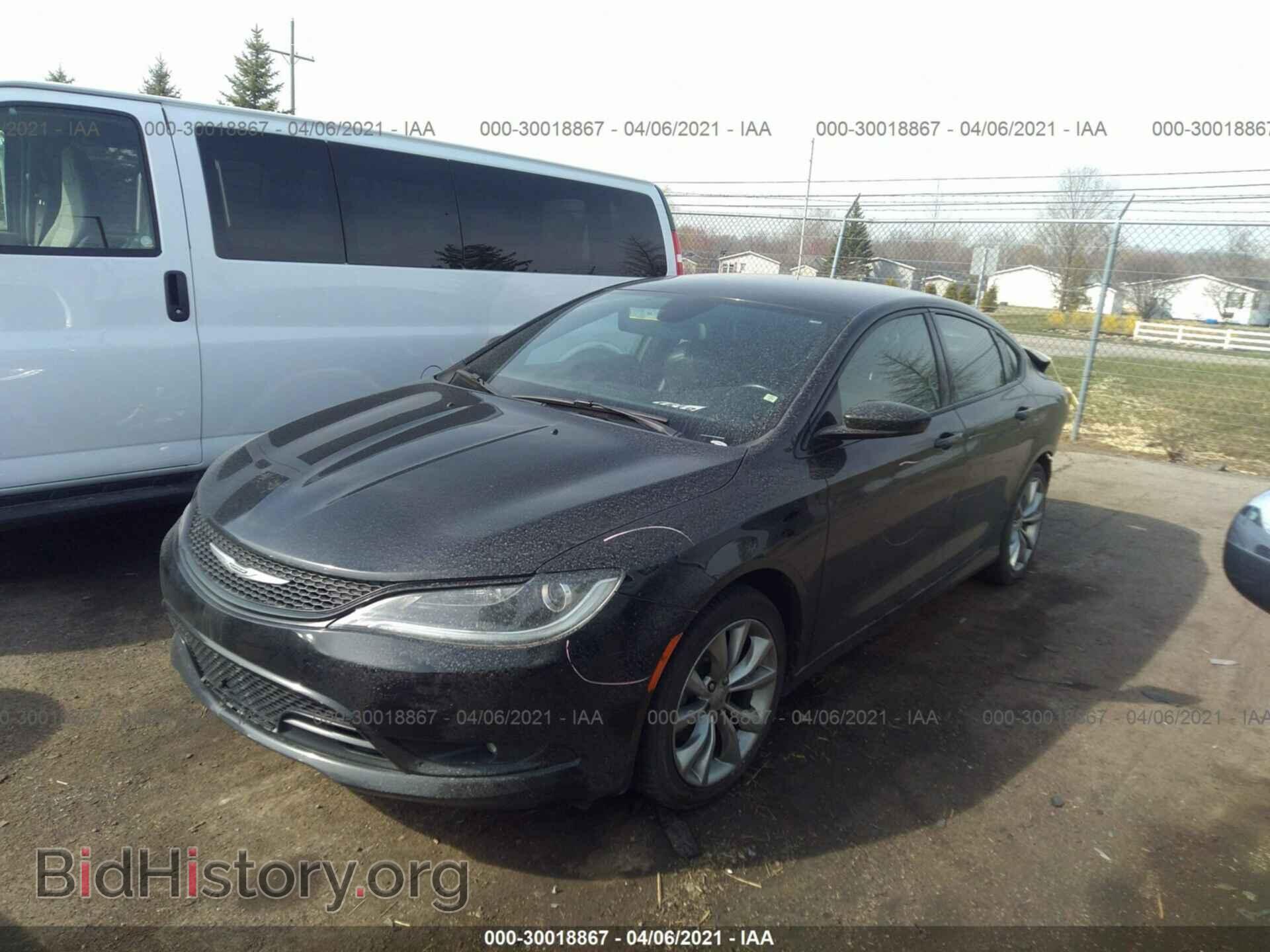 2015 CHRYSLER 200 - VIN: 1C3CCCBBXFN749148 - Фото 2