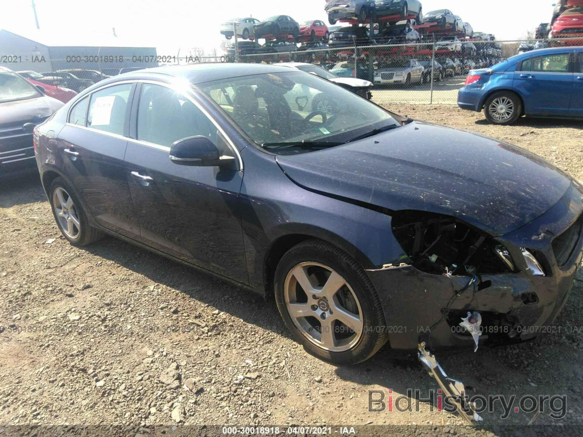 Photo YV1612FH8D1228483 - VOLVO S60 2013