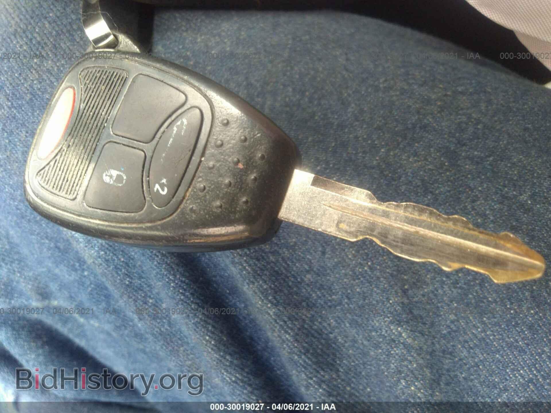 2012 CHRYSLER 200 - VIN: 1C3CCBAB7CN268345 - Photo 11