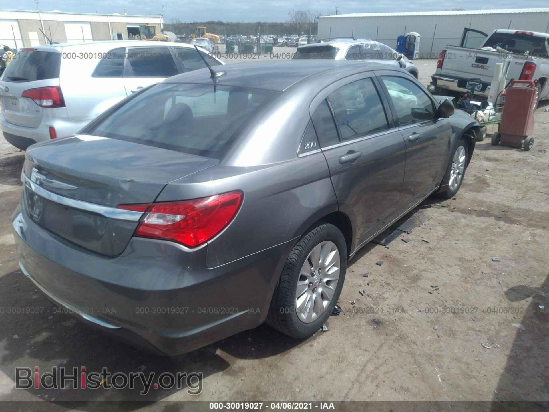 2012 CHRYSLER 200 - VIN: 1C3CCBAB7CN268345 - Photo 4