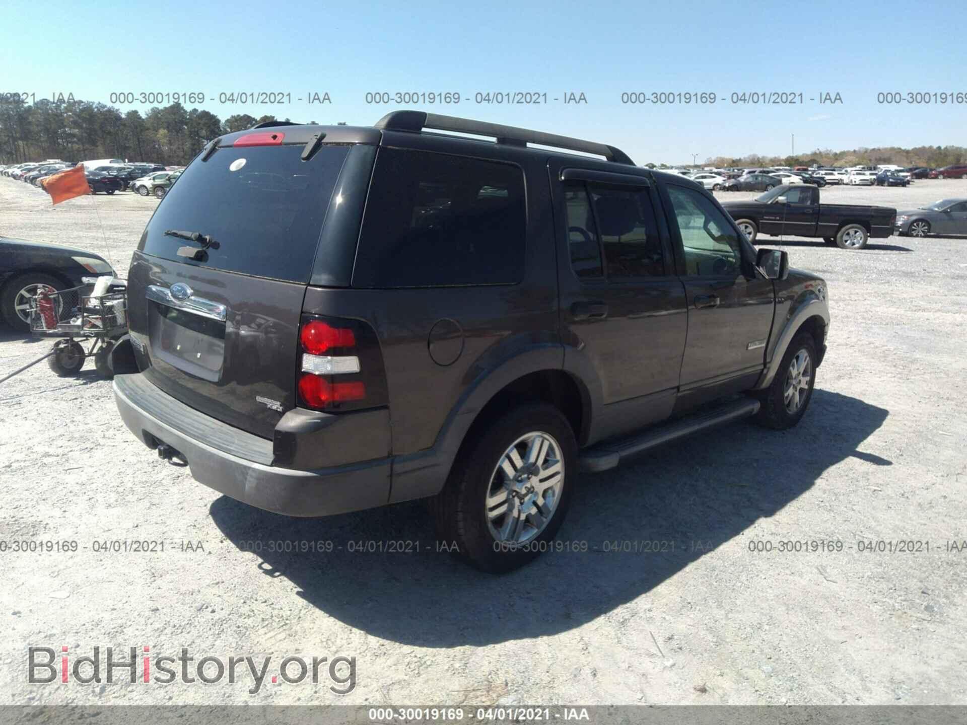 2006 FORD EXPLORER - VIN: 1FMEU63E66UB55931 - Фото 4