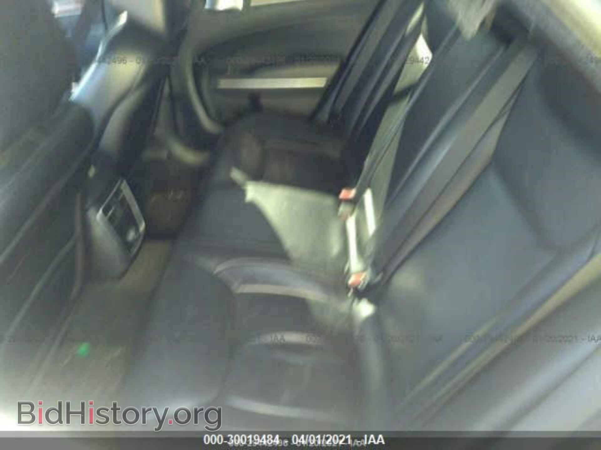 2012 CHRYSLER 300 - VIN: 2C3CCACG7CH245742 - Фото 8