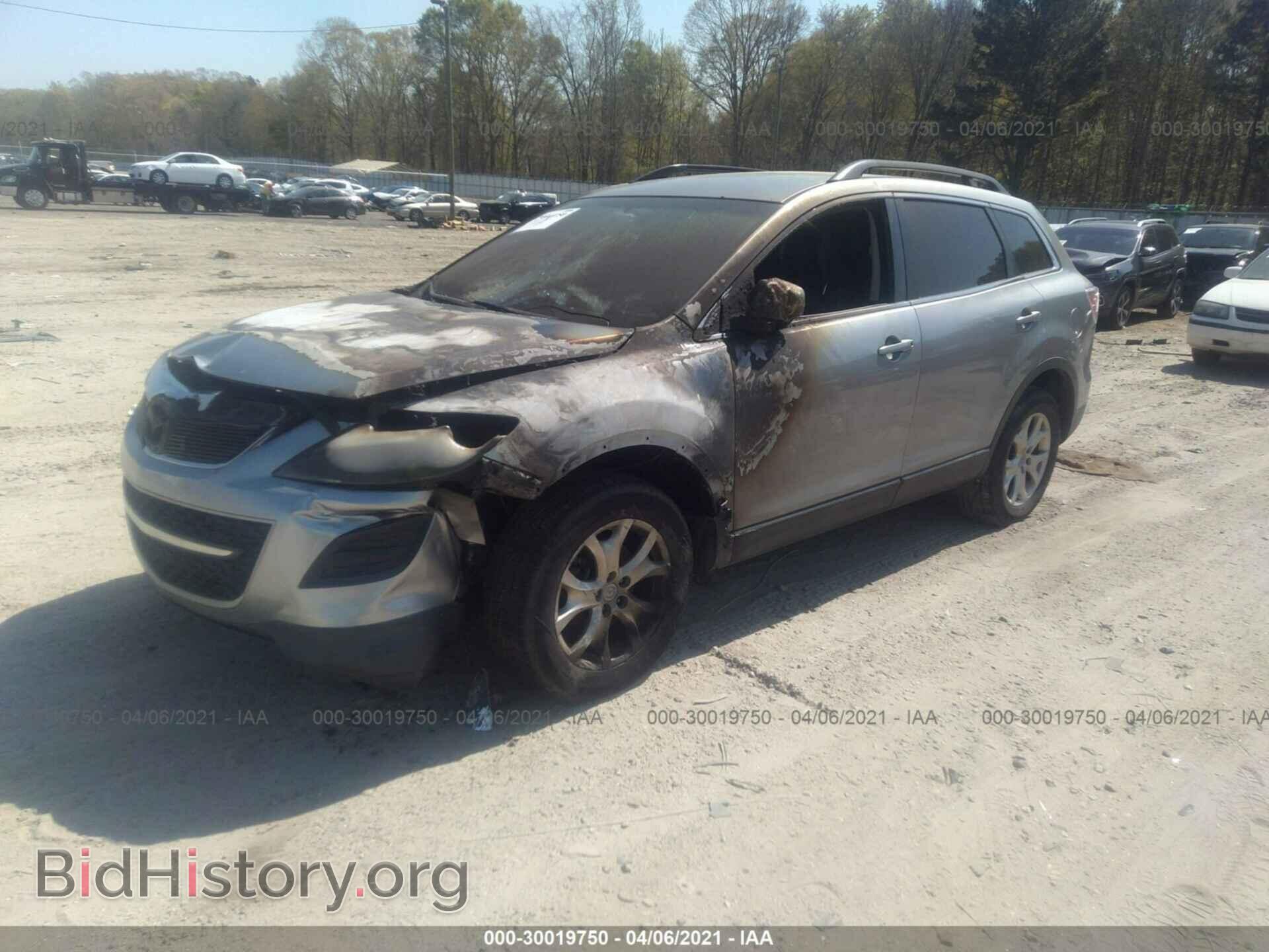 2011 MAZDA CX-9 - VIN: JM3TB2CA3B0305199 - Фото 2