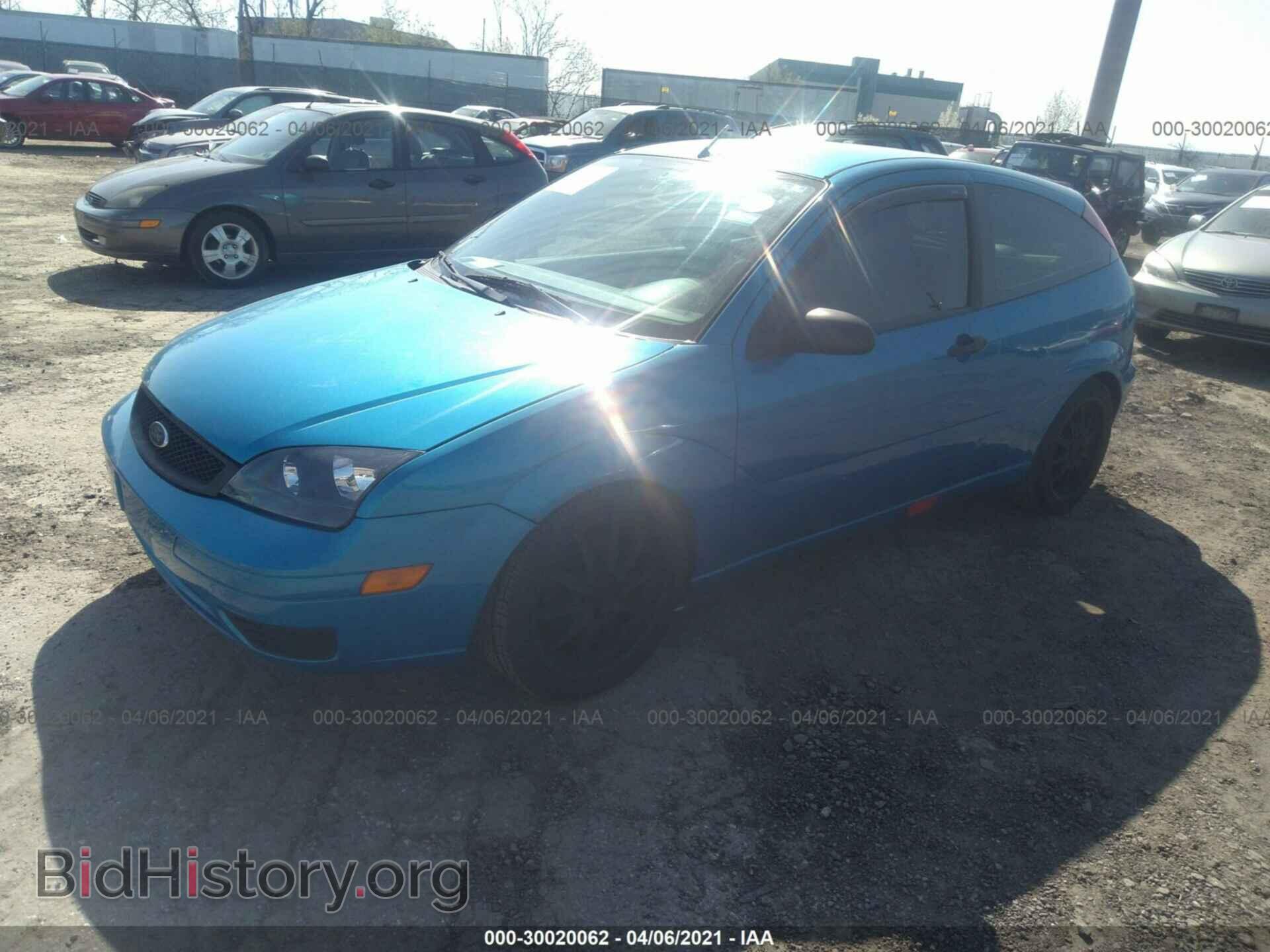 2007 FORD FOCUS - VIN: 1FAHP31N87W345509 - Фото 2