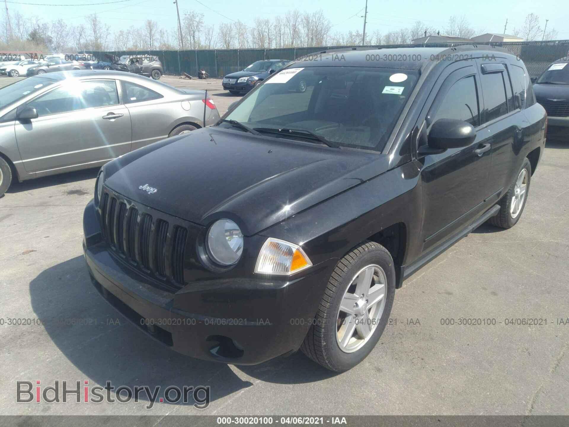 2008 JEEP COMPASS - VIN: 1J8FT47W68D707829 - Фото 2
